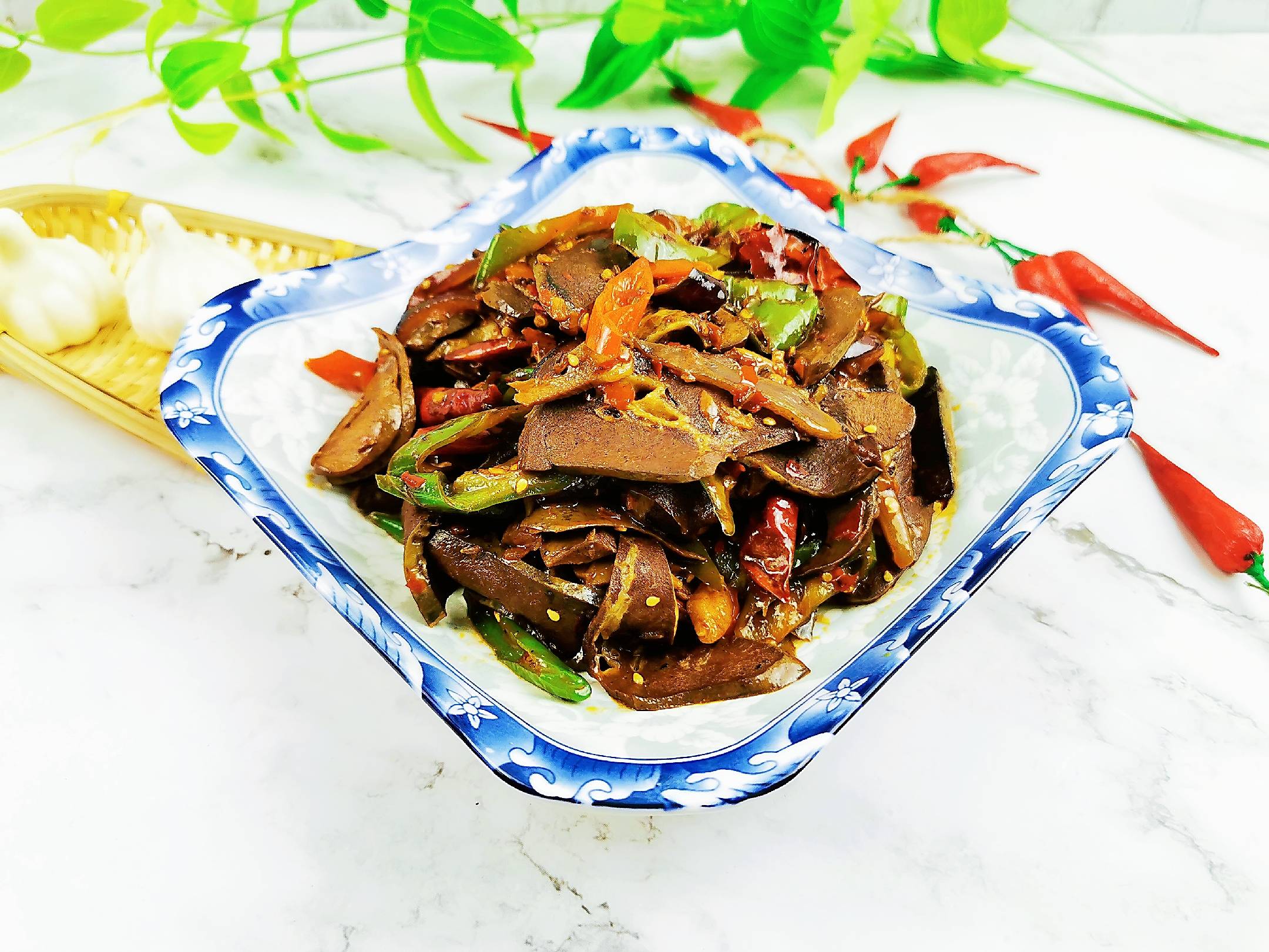 辣炒心肺的做法-香辣味炒菜譜-易網(wǎng)健康養(yǎng)生網(wǎng) 辣炒心肺的做法-香辣味炒菜譜