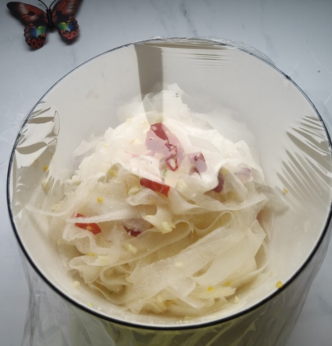 蘋果醋白玉蘿卜的做法-酸辣味拌菜譜