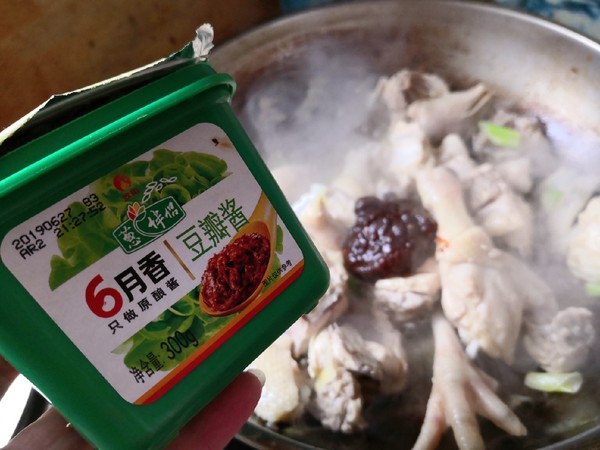 醬香雞的做法-醬香味醬菜譜-易網健康養生網 醬香雞的做法-醬香味醬菜譜