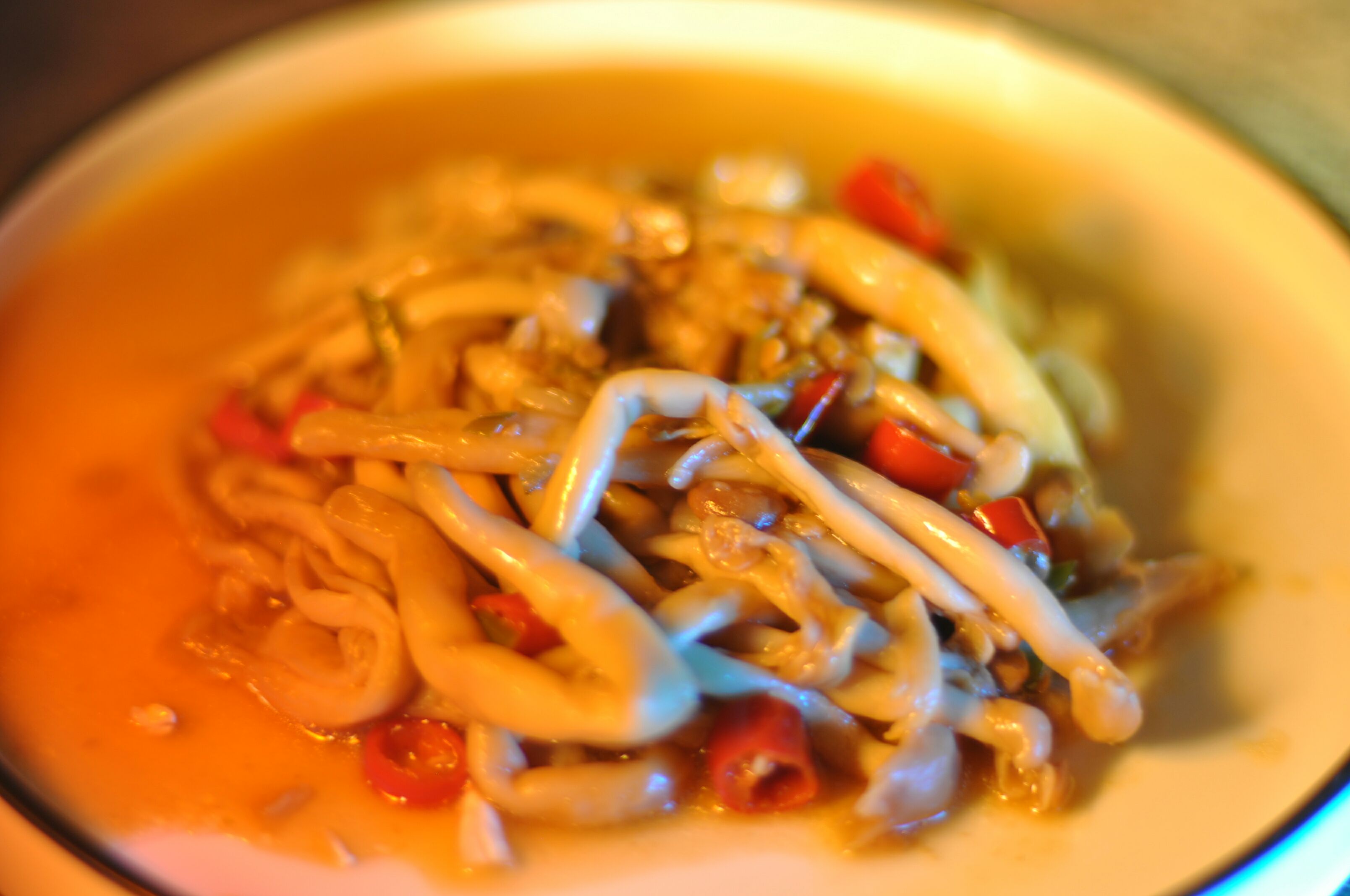 香辣白玉菇的做法-香辣味炒菜譜-易網(wǎng)健康養(yǎng)生網(wǎng) 香辣白玉菇的做法-香辣味炒菜譜