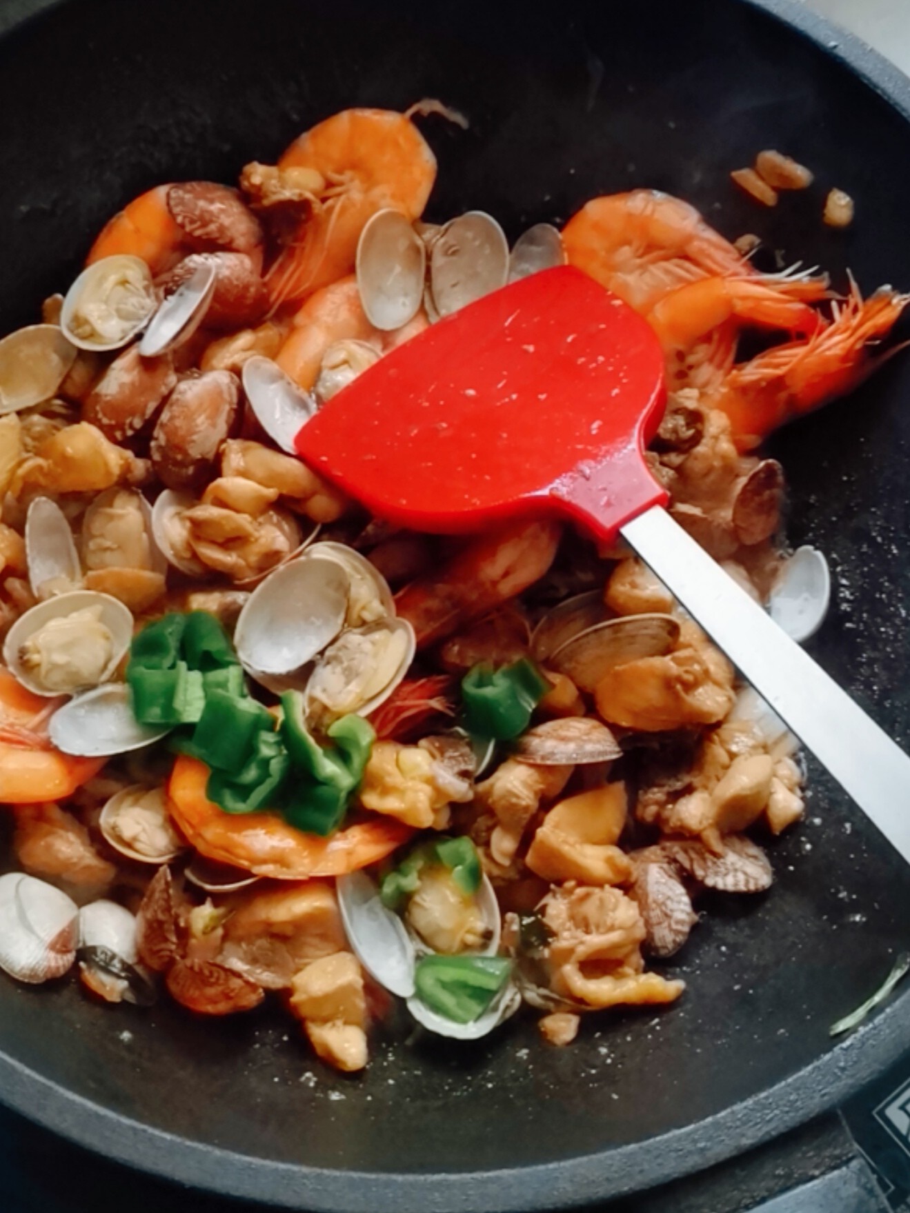 鮮蝦蛤蜊炒雞的做法-咸鮮味炒菜譜