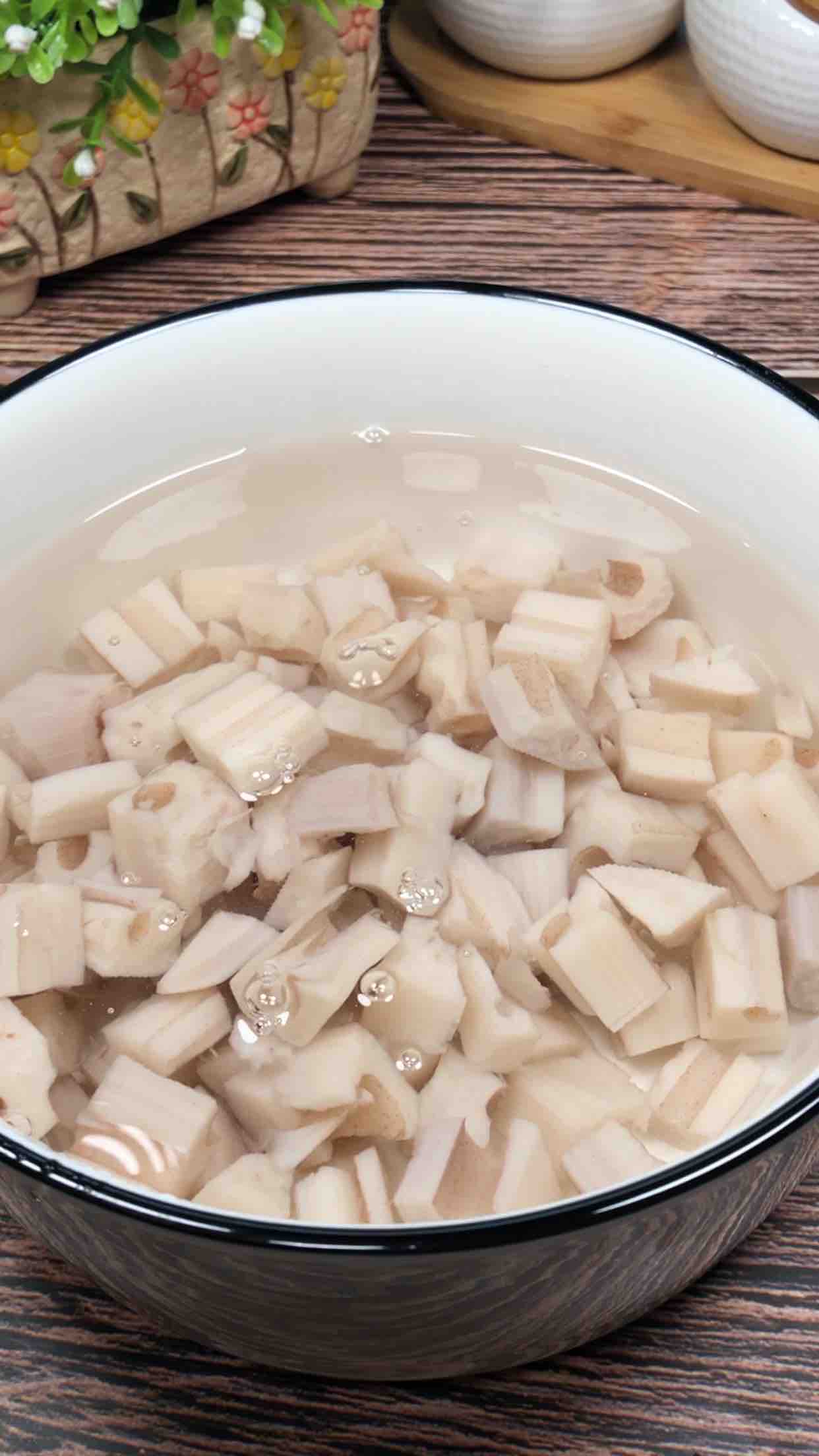 辣炒藕丁的做法-香辣味炒菜譜