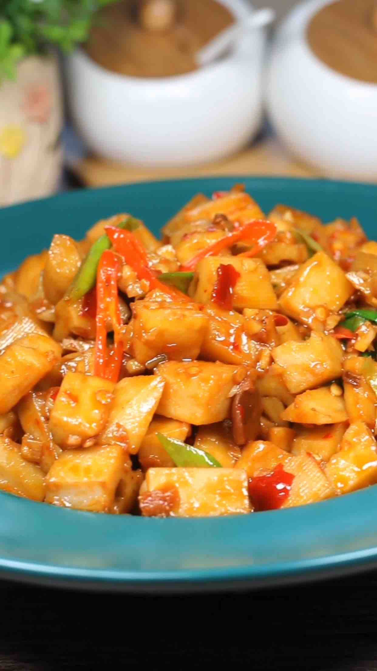 辣炒藕丁的做法-香辣味炒菜譜