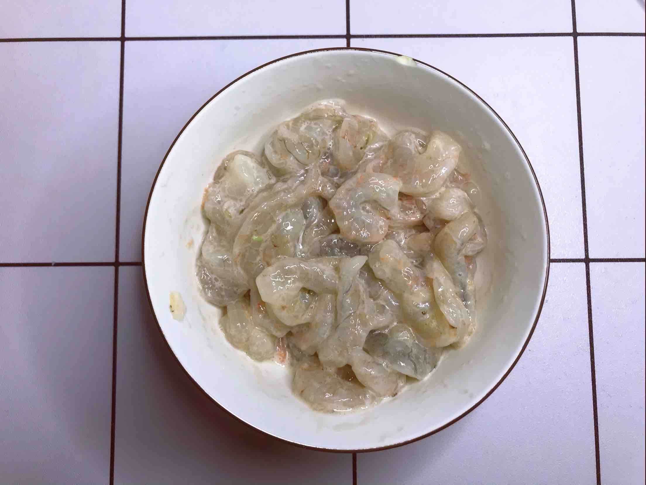 蔥爆蝦仁的做法-咸鮮味炒菜譜-易網健康養生網 蔥爆蝦仁的做法-咸鮮味炒菜譜