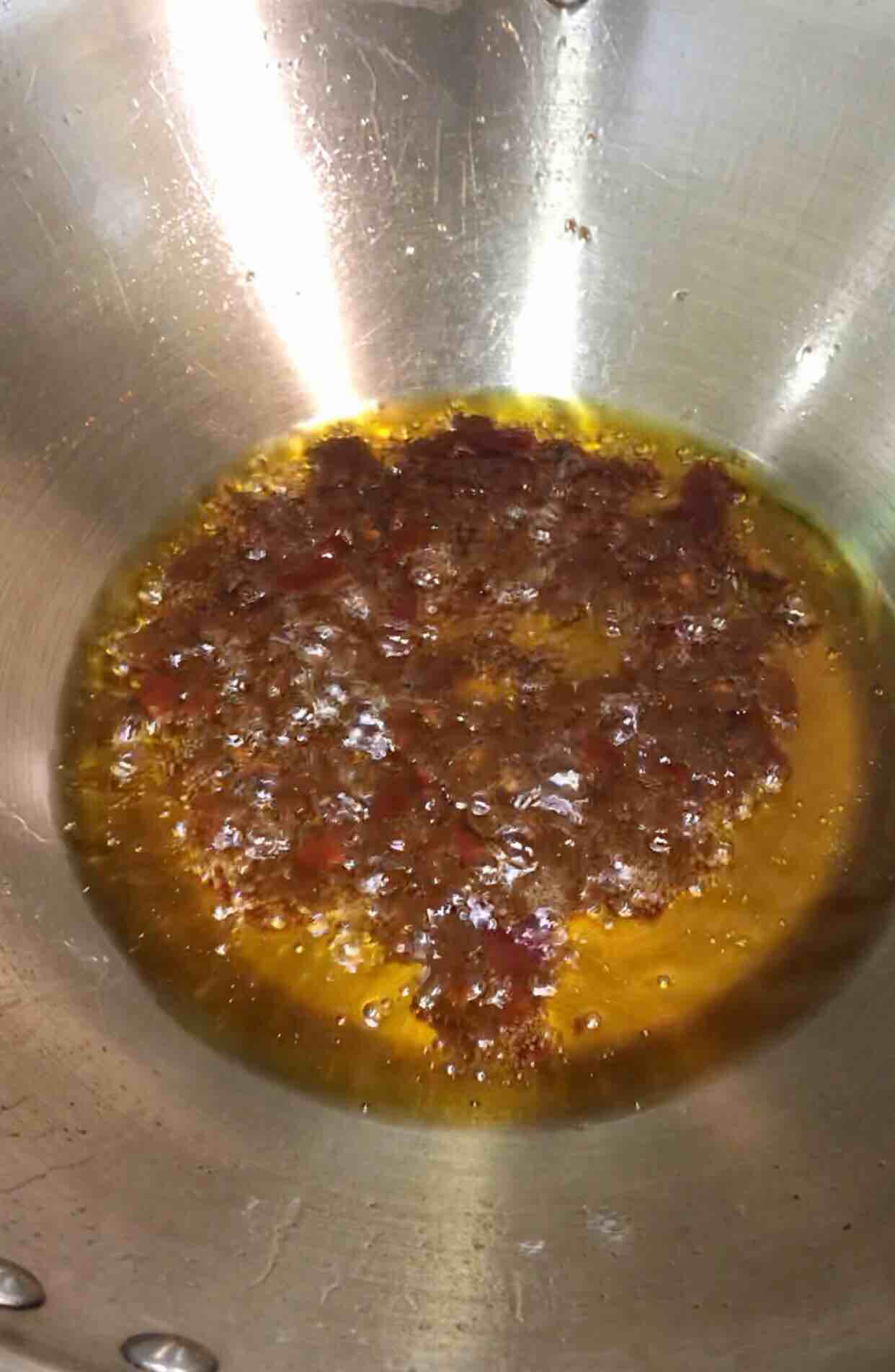 鮮筍燒牛肉的做法-家常味燒菜譜-易網(wǎng)健康養(yǎng)生網(wǎng) 鮮筍燒牛肉的做法-家常味燒菜譜