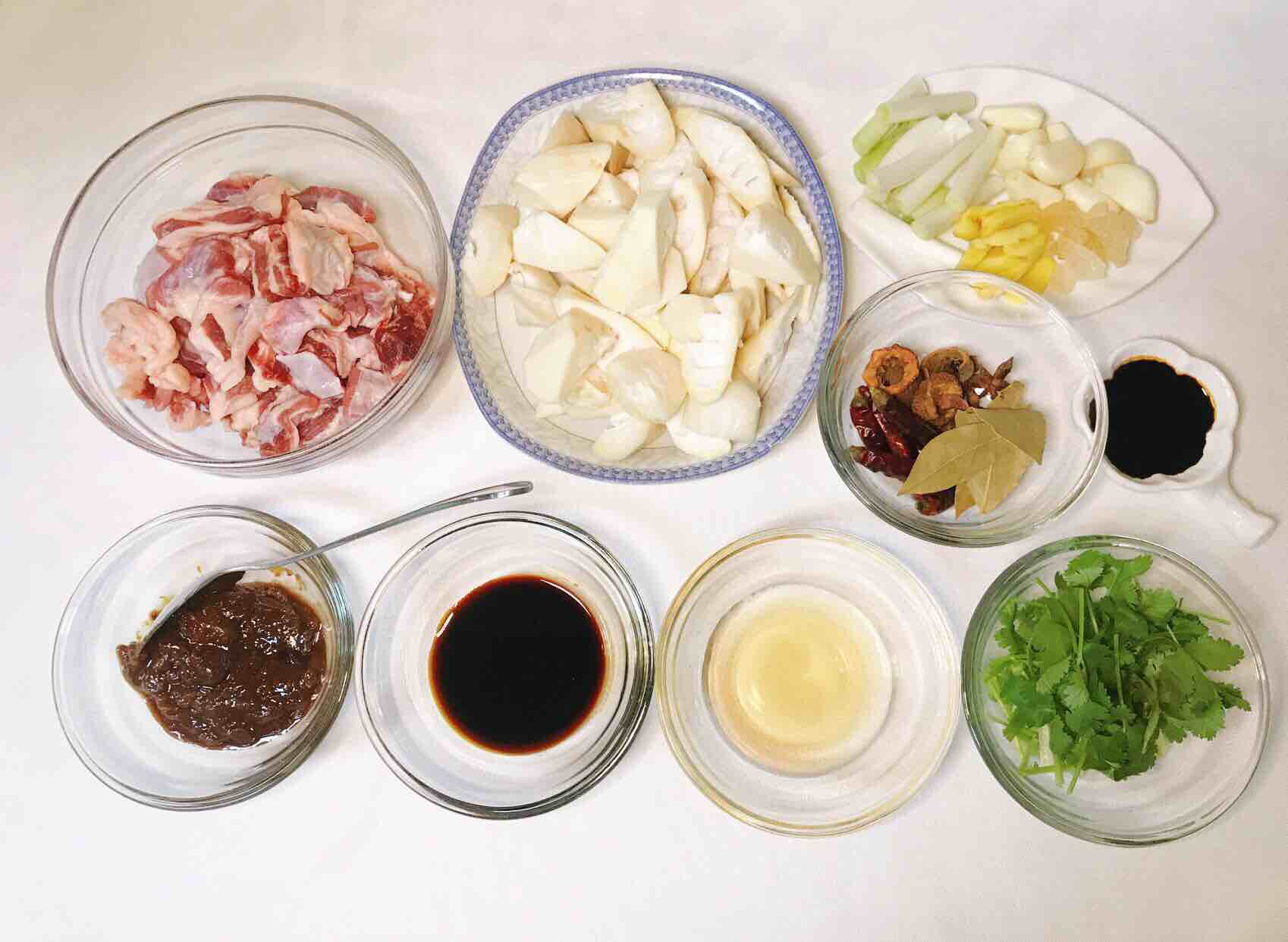 鮮筍燒牛肉的做法-家常味燒菜譜-易網(wǎng)<a href=http://www.aoa7937.com/ target=_blank class=infotextkey>健康養(yǎng)生</a>網(wǎng) 鮮筍燒牛肉的做法-家常味燒菜譜