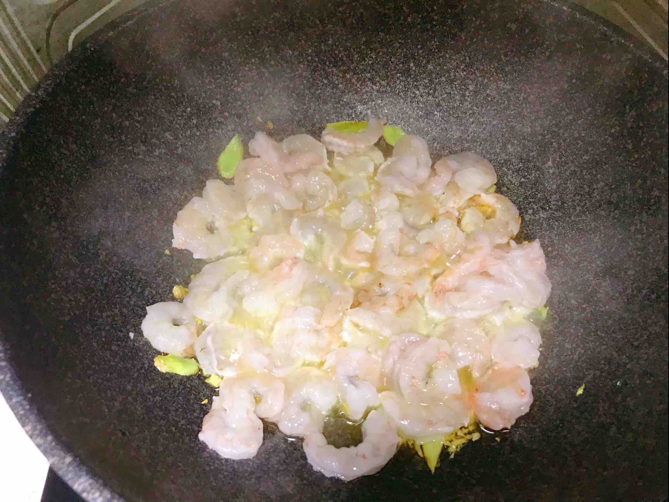 蔥爆蝦仁的做法-咸鮮味炒菜譜-易網健康養生網 蔥爆蝦仁的做法-咸鮮味炒菜譜