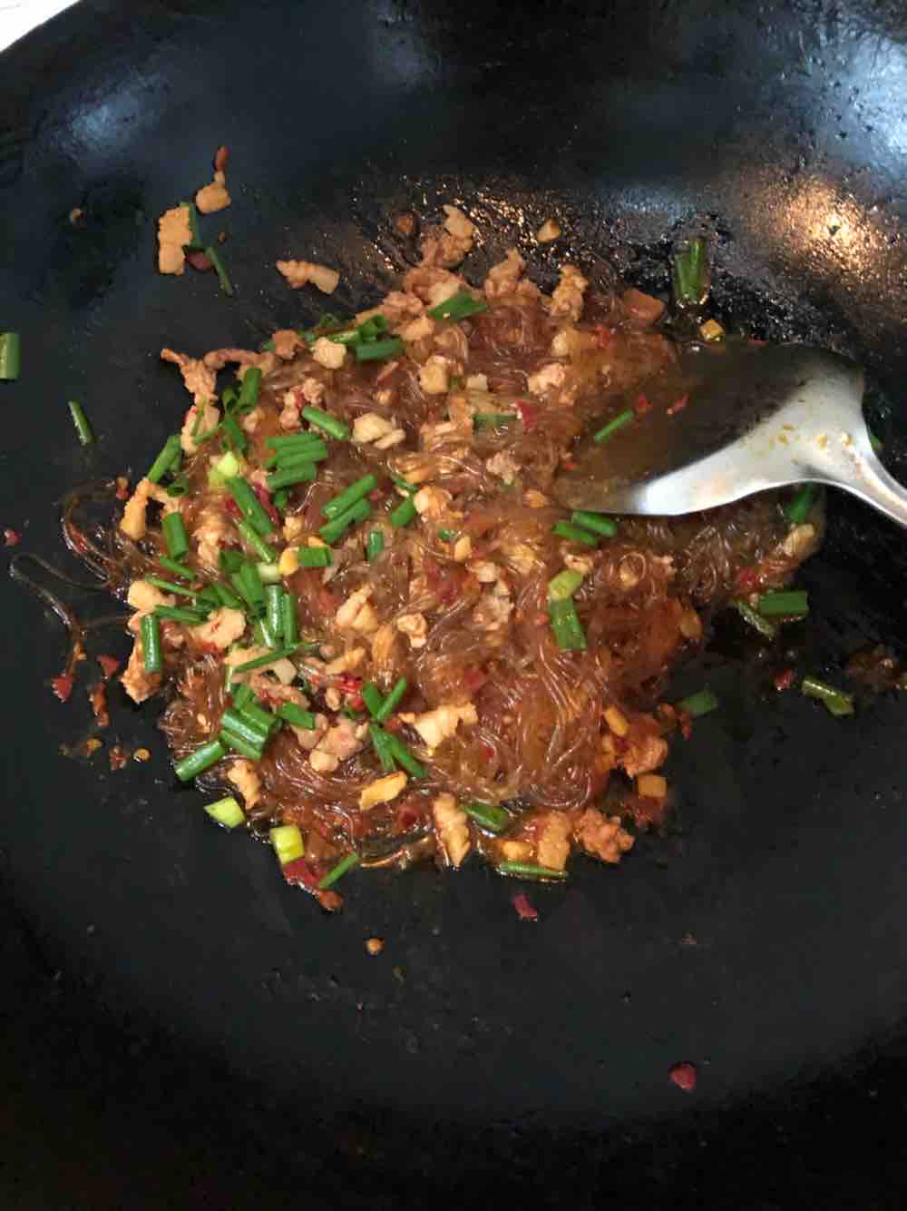 超下飯的螞蟻上樹（紅薯粉條版）的做法-家常味炒菜譜