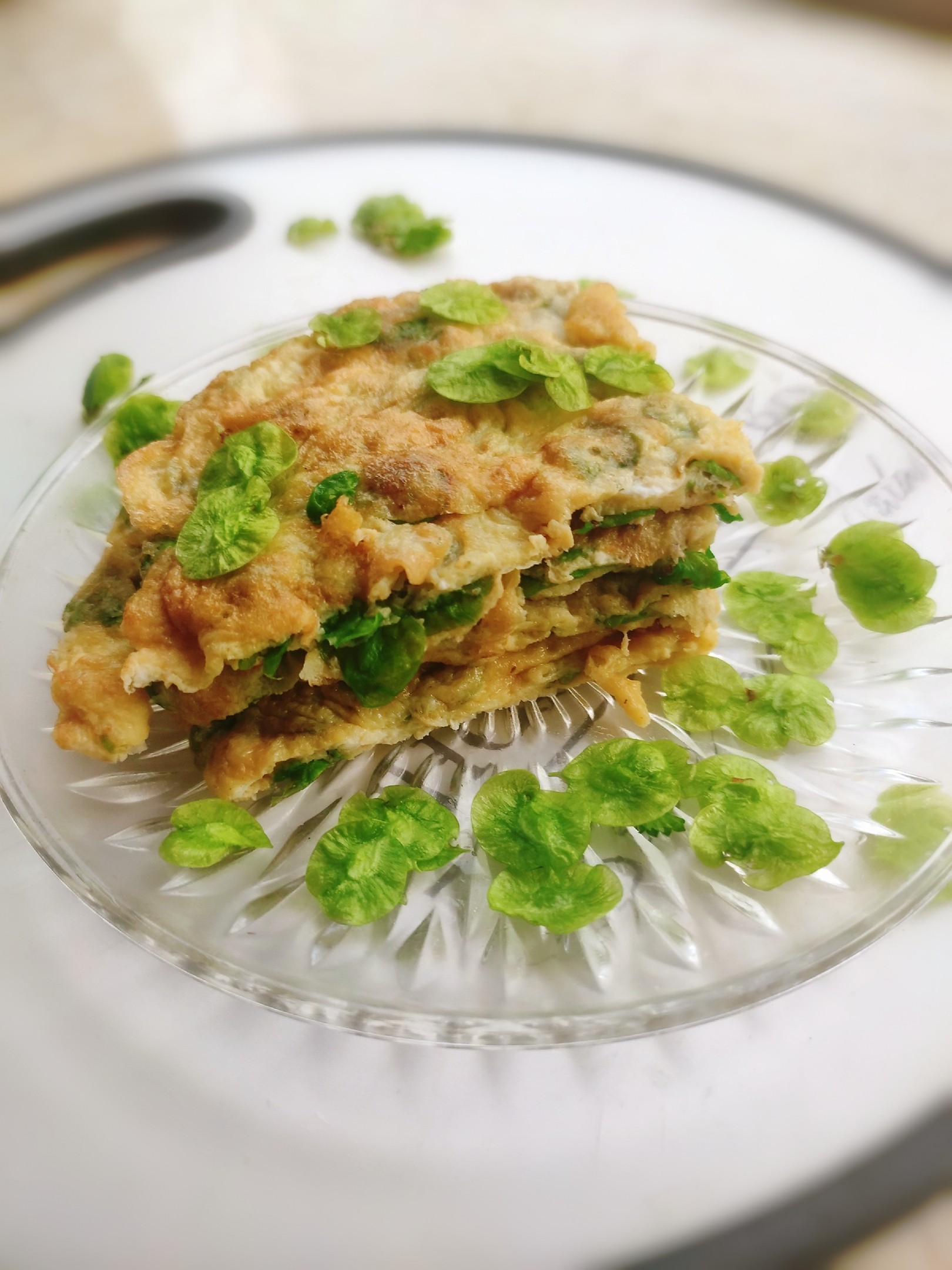 榆樹錢煎蛋的做法-咸鮮味煎菜譜-易網(wǎng)健康養(yǎng)生網(wǎng) 榆樹錢煎蛋的做法-咸鮮味煎菜譜