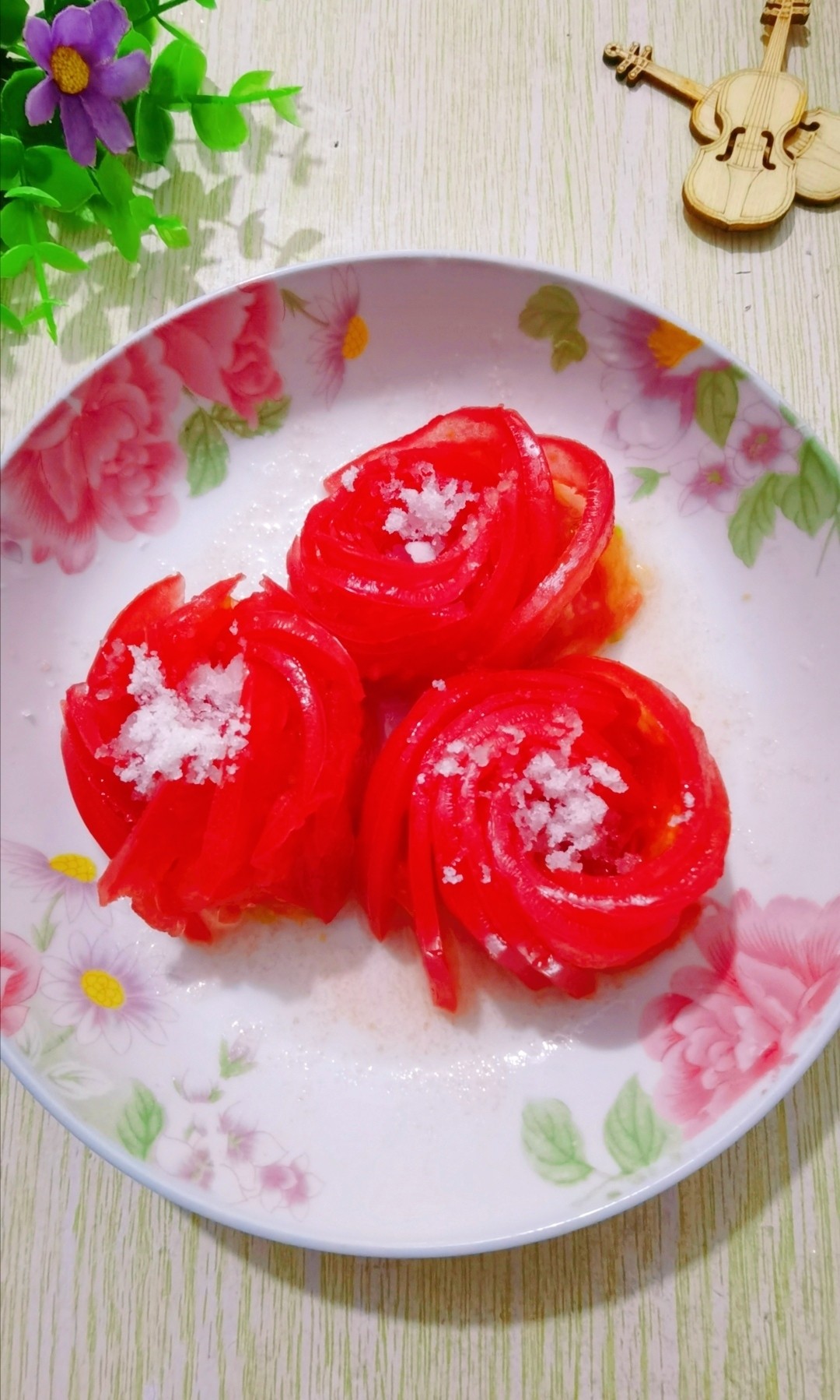 玫瑰花西紅柿的做法-甜味拌菜譜