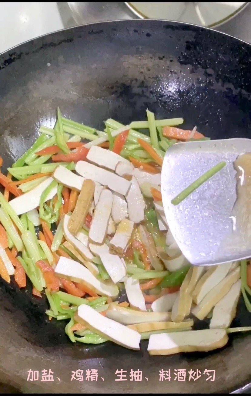 雜蔬香干的做法-家常味炒菜譜