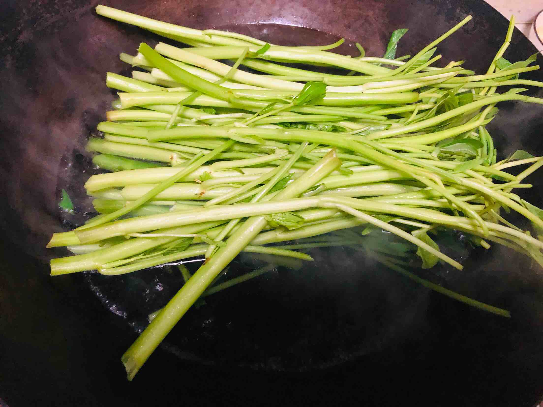 空心菜拌海帶的做法-家常味拌菜譜