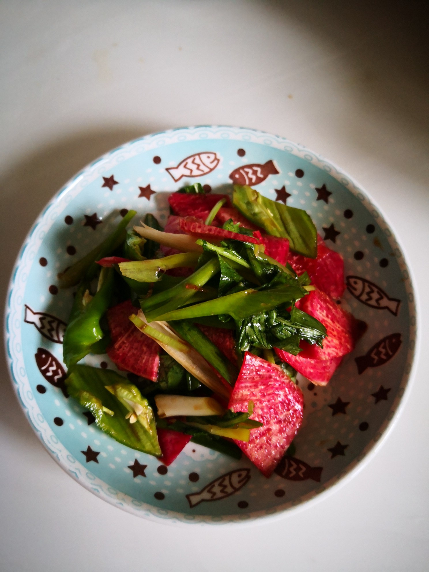 小蔥拌心里美的做法-酸甜味拌菜譜-易網健康養生網 小蔥拌心里美的做法-酸甜味拌菜譜