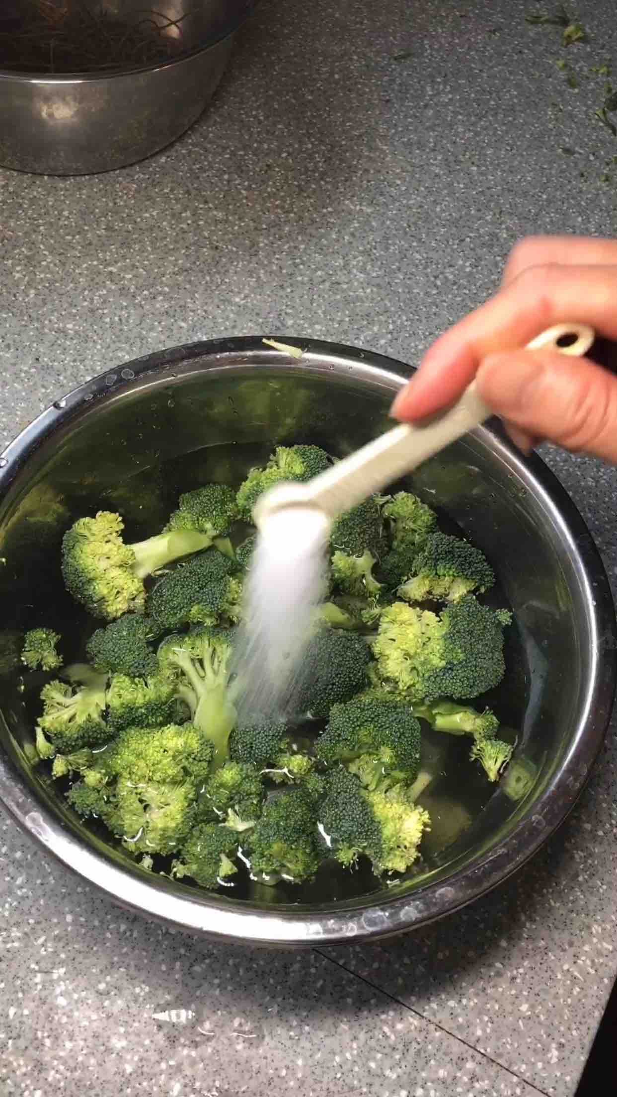清蒸西蘭花的做法-家常味蒸菜譜
