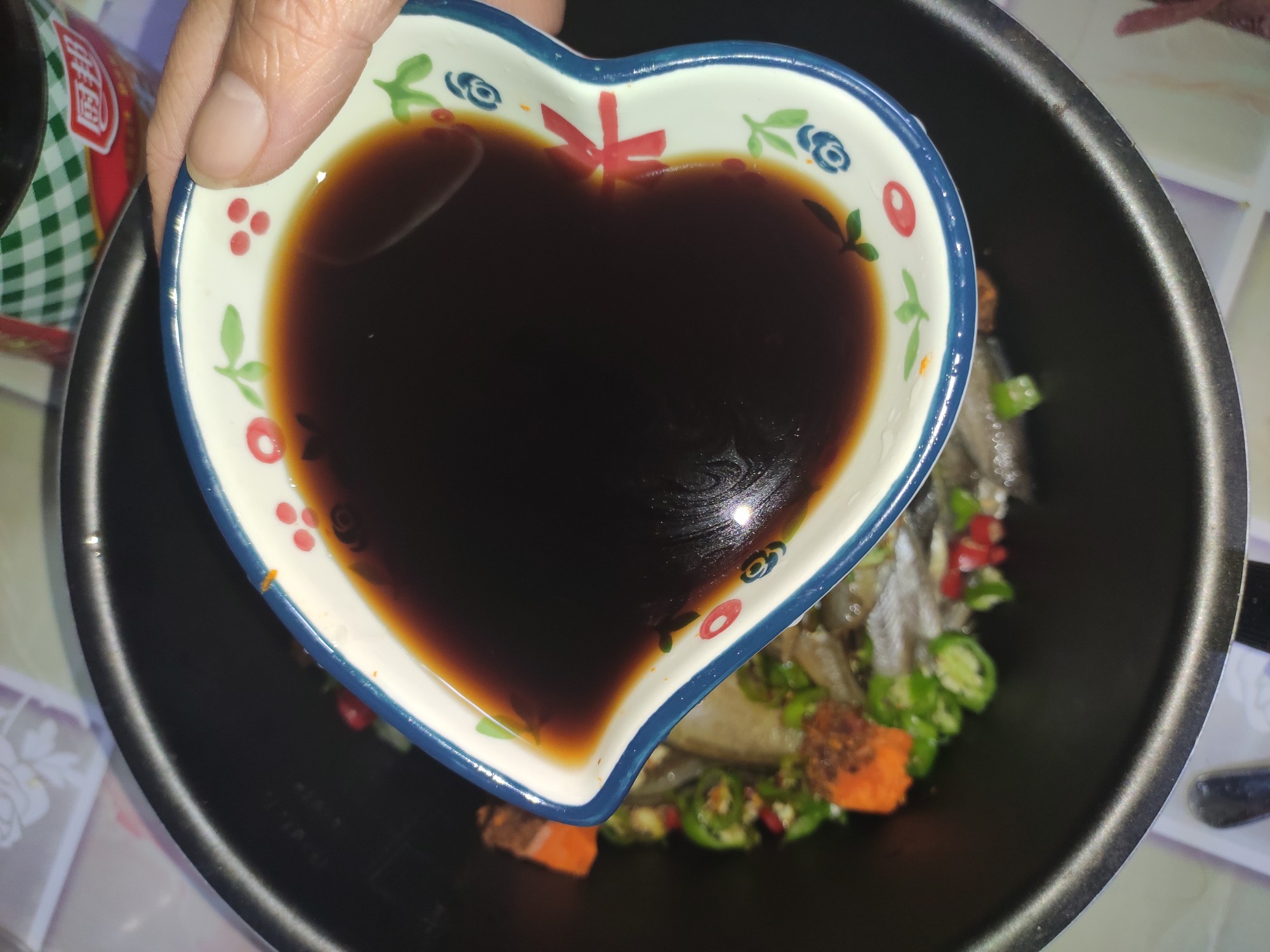 酸辣雷魚的做法-酸辣味燉菜譜