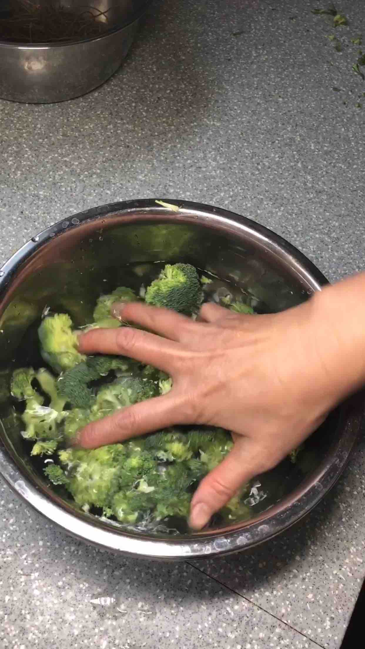 清蒸西蘭花的做法-家常味蒸菜譜