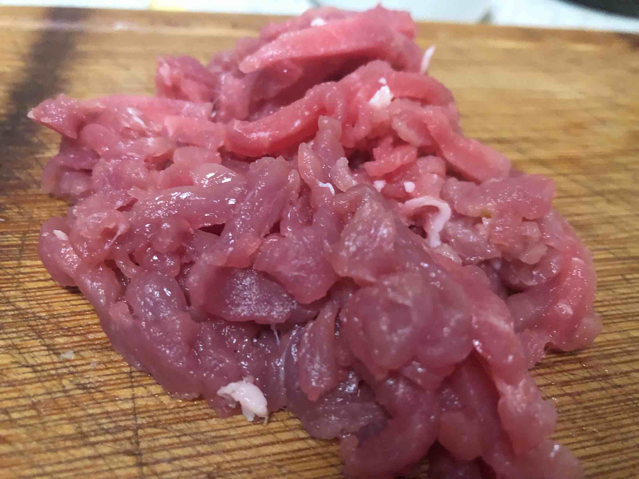 榨菜肉絲的做法-家常味炒菜譜