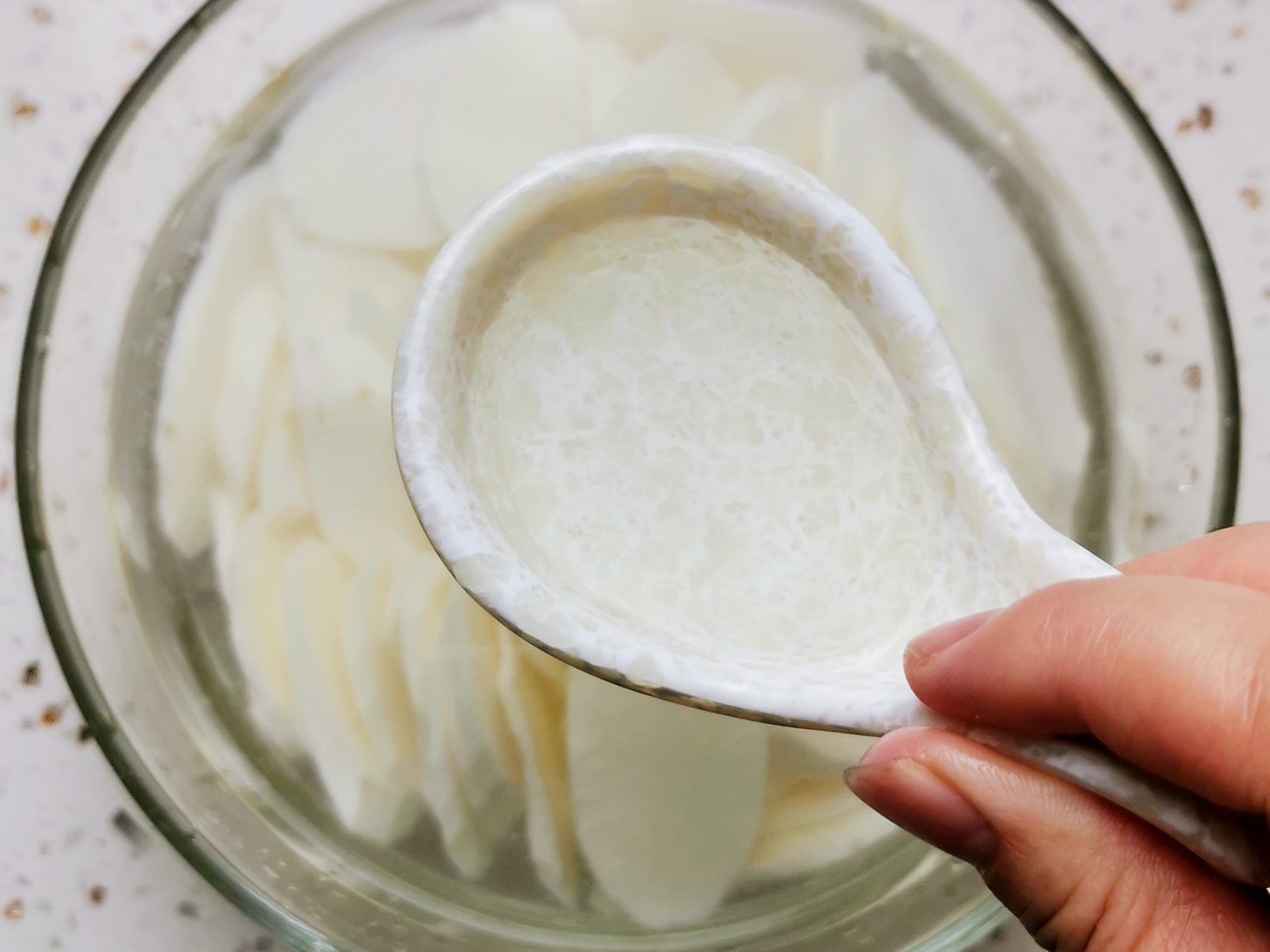 木耳炒山藥的做法-家常味炒菜譜-易網(wǎng)健康養(yǎng)生網(wǎng) 木耳炒山藥的做法-家常味炒菜譜