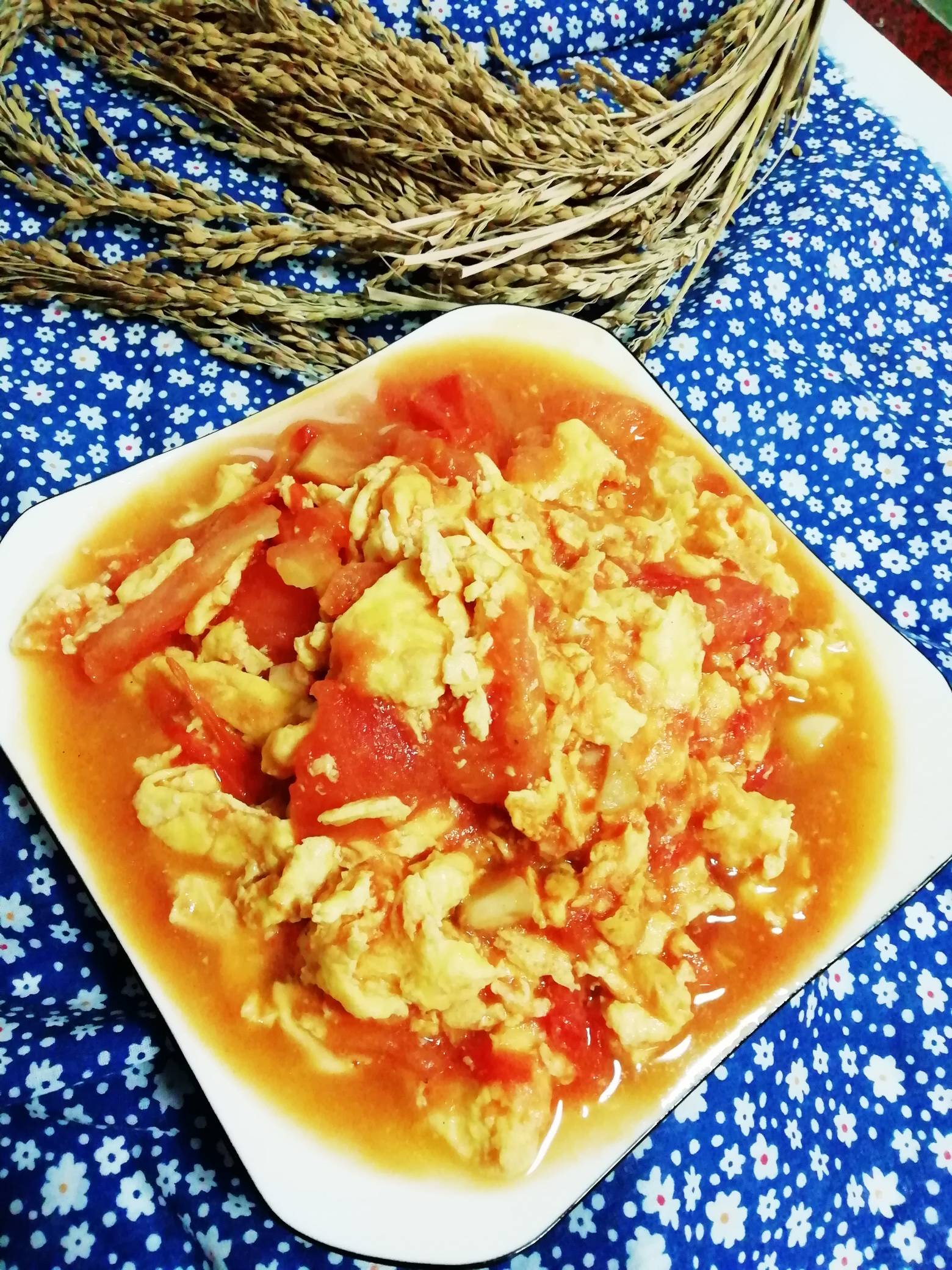 鵝蛋炒番茄的做法-咸鮮味炒菜譜-易網(wǎng)健康養(yǎng)生網(wǎng) 鵝蛋炒番茄的做法-咸鮮味炒菜譜
