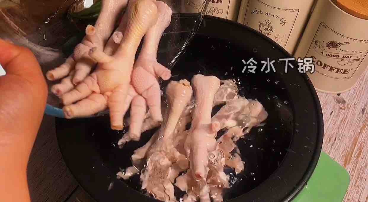 酸辣脫骨鳳爪的做法-酸辣味拌菜譜-易網(wǎng)健康養(yǎng)生網(wǎng) 酸辣脫骨鳳爪的做法-酸辣味拌菜譜