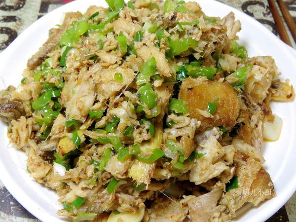 辣椒炒魚渣的做法-香辣味炒菜譜-易網(wǎng)健康養(yǎng)生網(wǎng) 辣椒炒魚渣的做法-香辣味炒菜譜