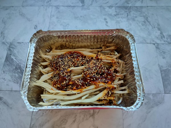 麻辣烤蟹味菇的做法-香辣味烤菜譜-易網健康養生網 麻辣烤蟹味菇的做法-香辣味烤菜譜