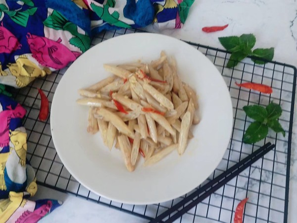香辣藕帶的做法-香辣味炒菜譜-易網健康養生網 香辣藕帶的做法-香辣味炒菜譜