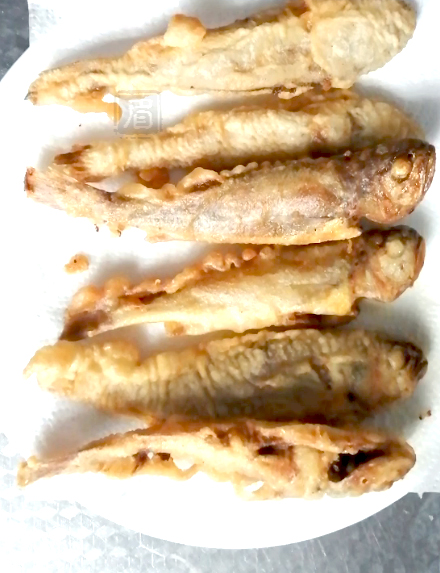 面拖小黃魚的做法-咸鮮味炸菜譜-易網健康養生網 面拖小黃魚的做法-咸鮮味炸菜譜