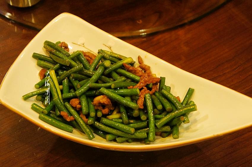肉炒蒜苔的做法-家常味炒菜譜-易網健康養生網 肉炒蒜苔的做法-家常味炒菜譜