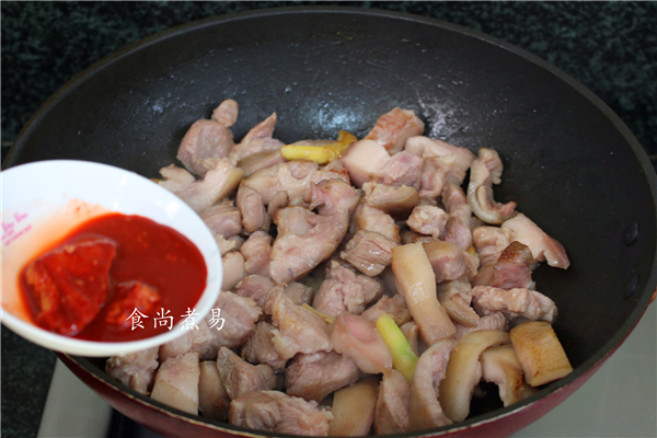 紅燒豬頭肉的做法-家常味燒菜譜-易網(wǎng)健康養(yǎng)生網(wǎng) 紅燒豬頭肉的做法-家常味燒菜譜
