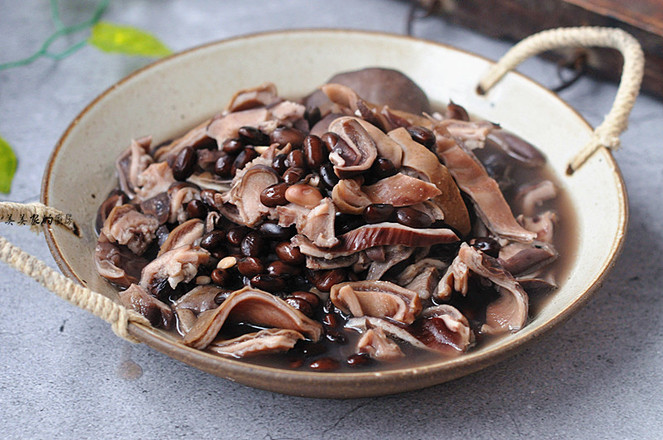 黑豆燉豬肚的做法-家常味燒菜譜-易網健康養生網 黑豆燉豬肚的做法-家常味燒菜譜