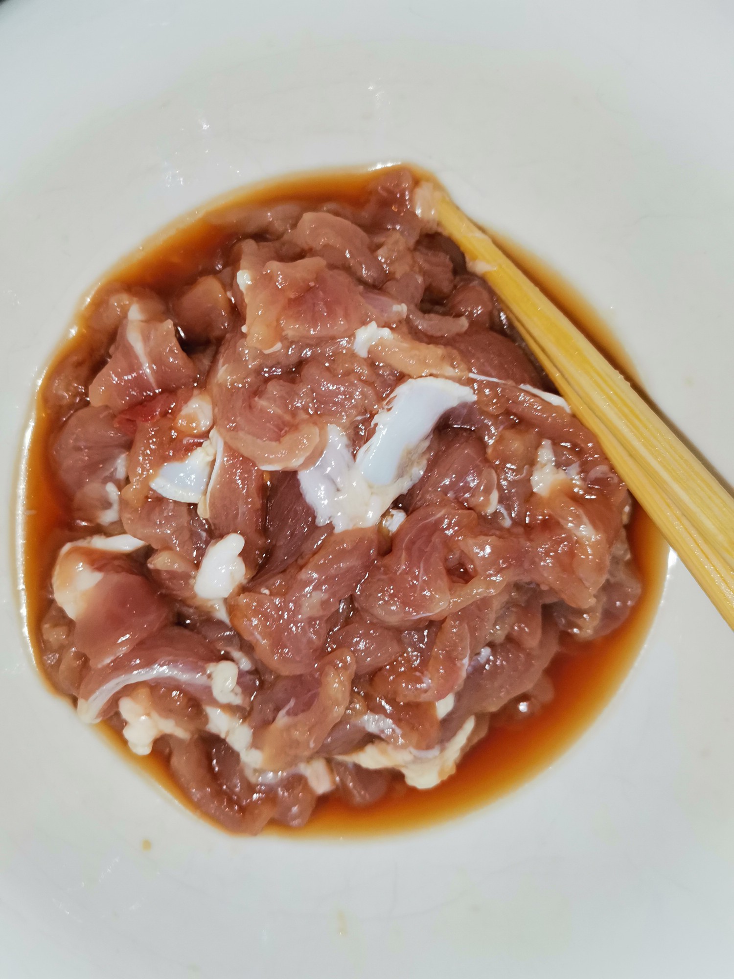 扁豆角炒肉絲的做法-家常味炒菜譜-易網<a href=http://www.aoa7937.com/ target=_blank class=infotextkey>健康養生</a>網 扁豆角炒肉絲的做法-家常味炒菜譜