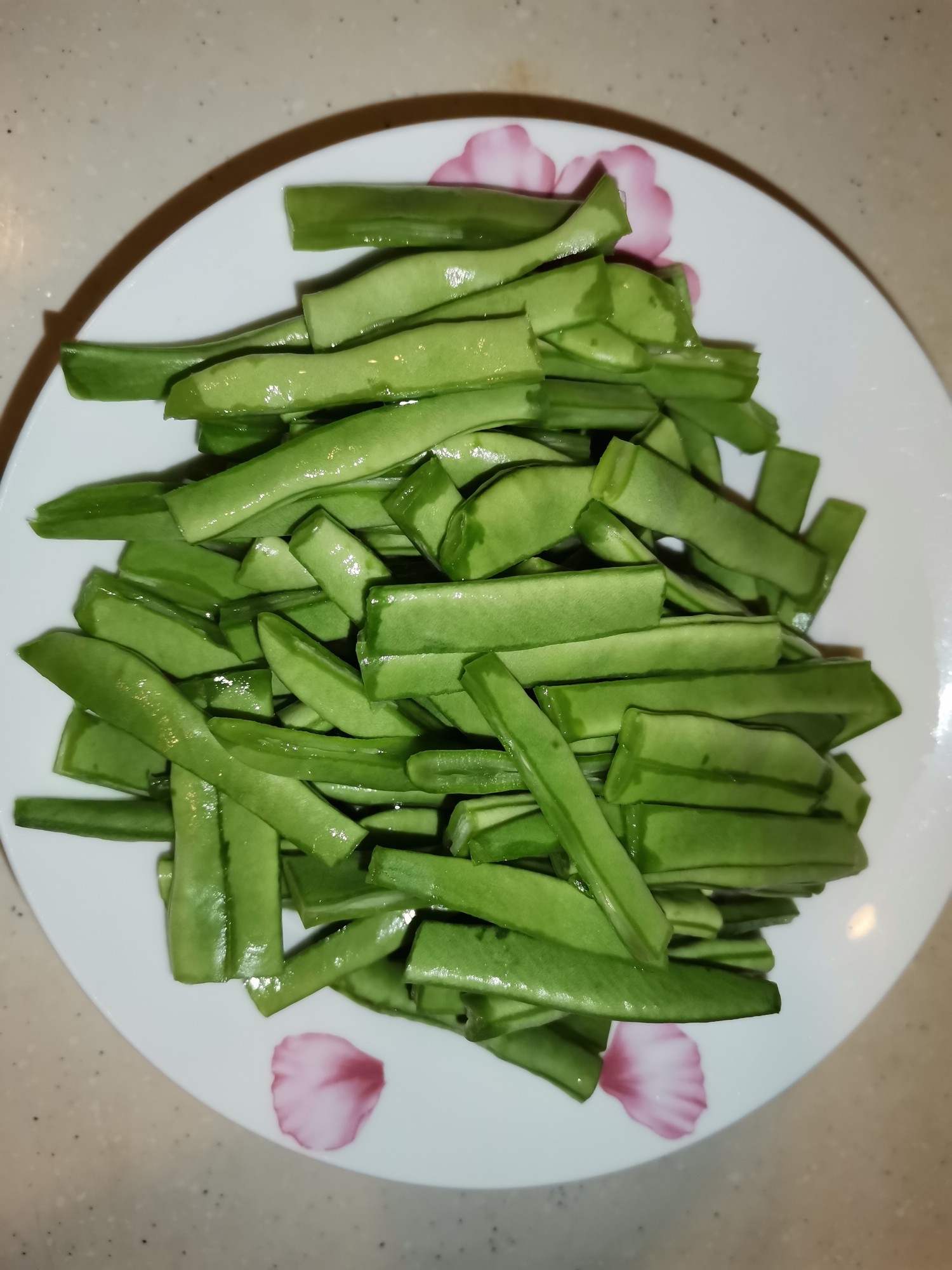 扁豆角炒肉絲的做法-家常味炒菜譜-易網健康養生網 扁豆角炒肉絲的做法-家常味炒菜譜