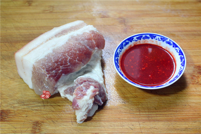 南乳汁烤五花肉的做法-家常味烤菜譜-易網<a href=http://www.aoa7937.com/ target=_blank class=infotextkey>健康養生</a>網 南乳汁烤五花肉的做法-家常味烤菜譜