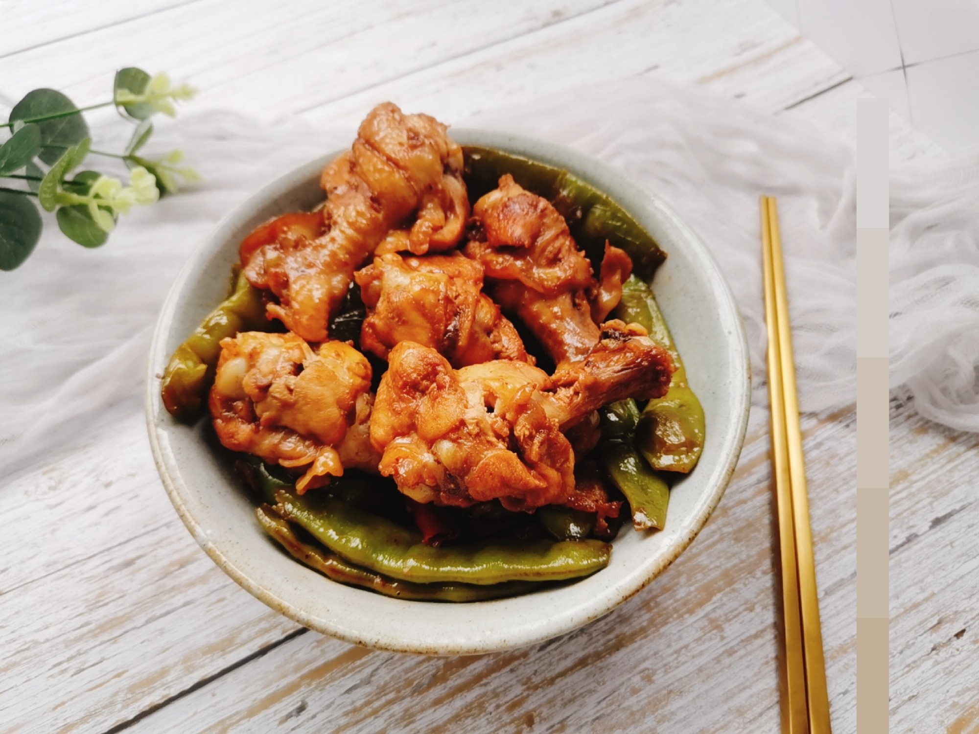豆角燉雞翅根的做法-咸鮮味燉菜譜-易網(wǎng)健康養(yǎng)生網(wǎng) 豆角燉雞翅根的做法-咸鮮味燉菜譜