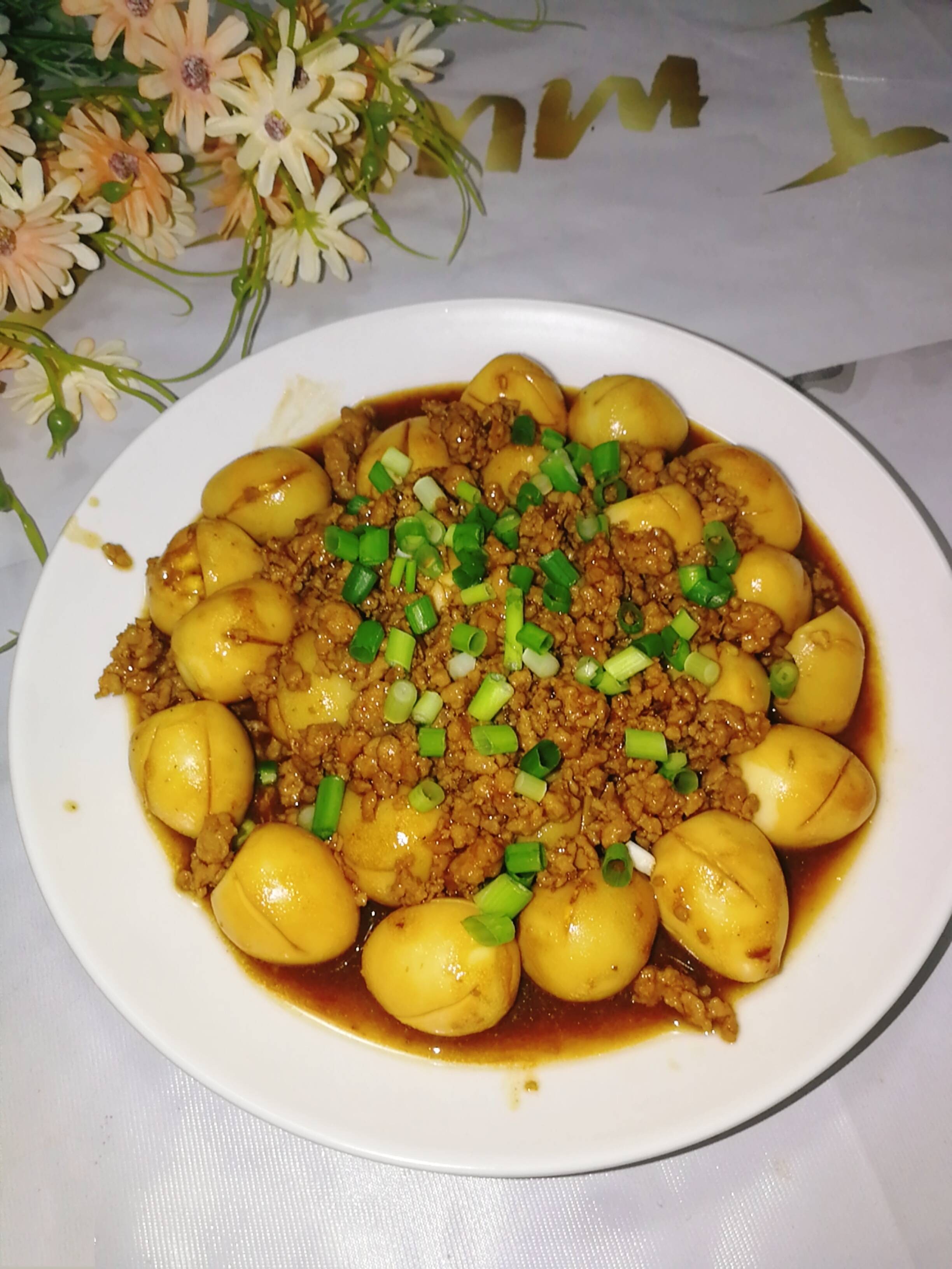 肉末燒鵪鶉蛋的做法-家常味炒菜譜-易網健康養生網 肉末燒鵪鶉蛋的做法-家常味炒菜譜