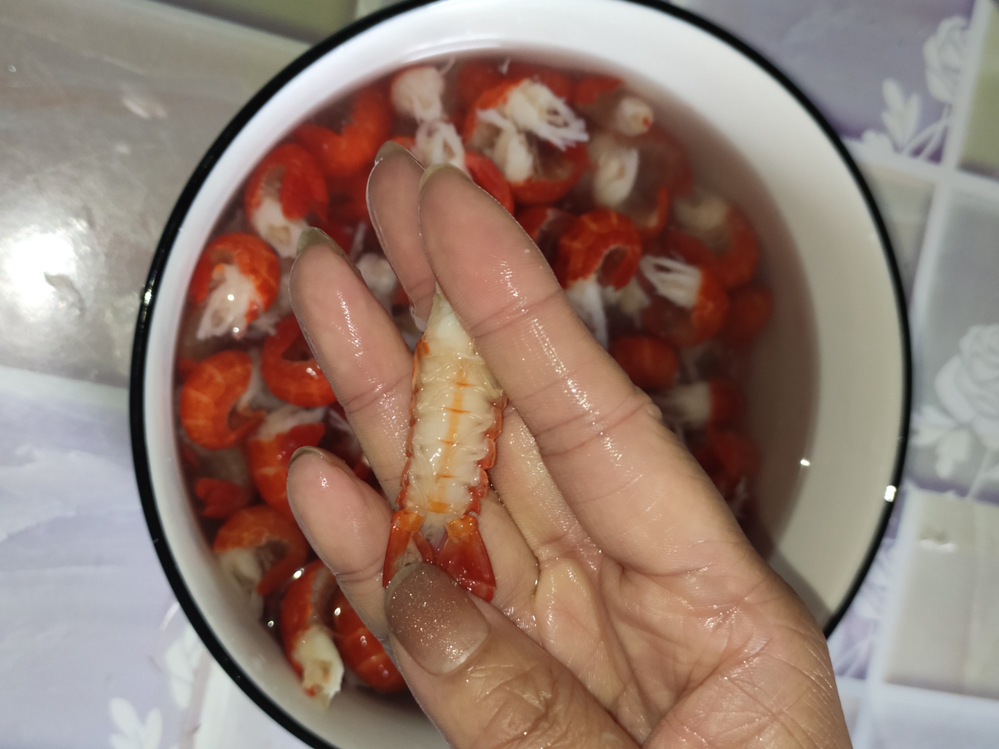 蒜香蝦尾的做法-蒜香味燉菜譜