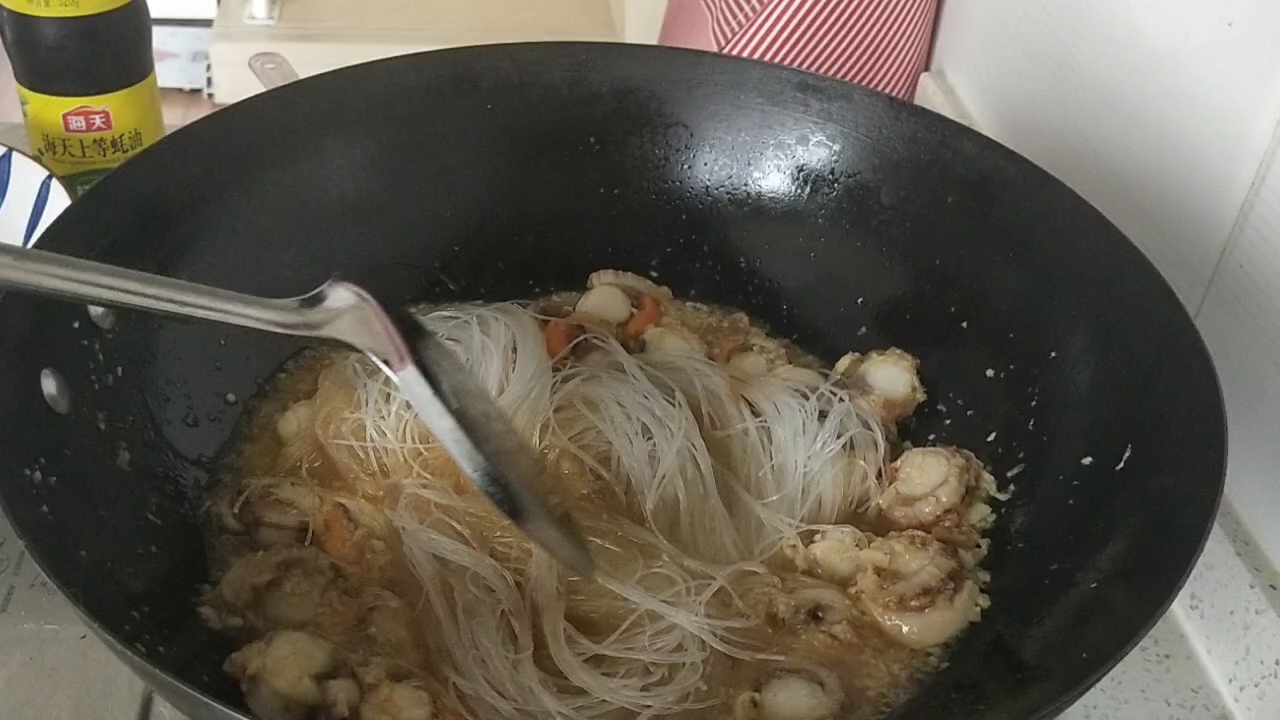 蒜蓉粉絲扇貝的做法-家常味炒菜譜
