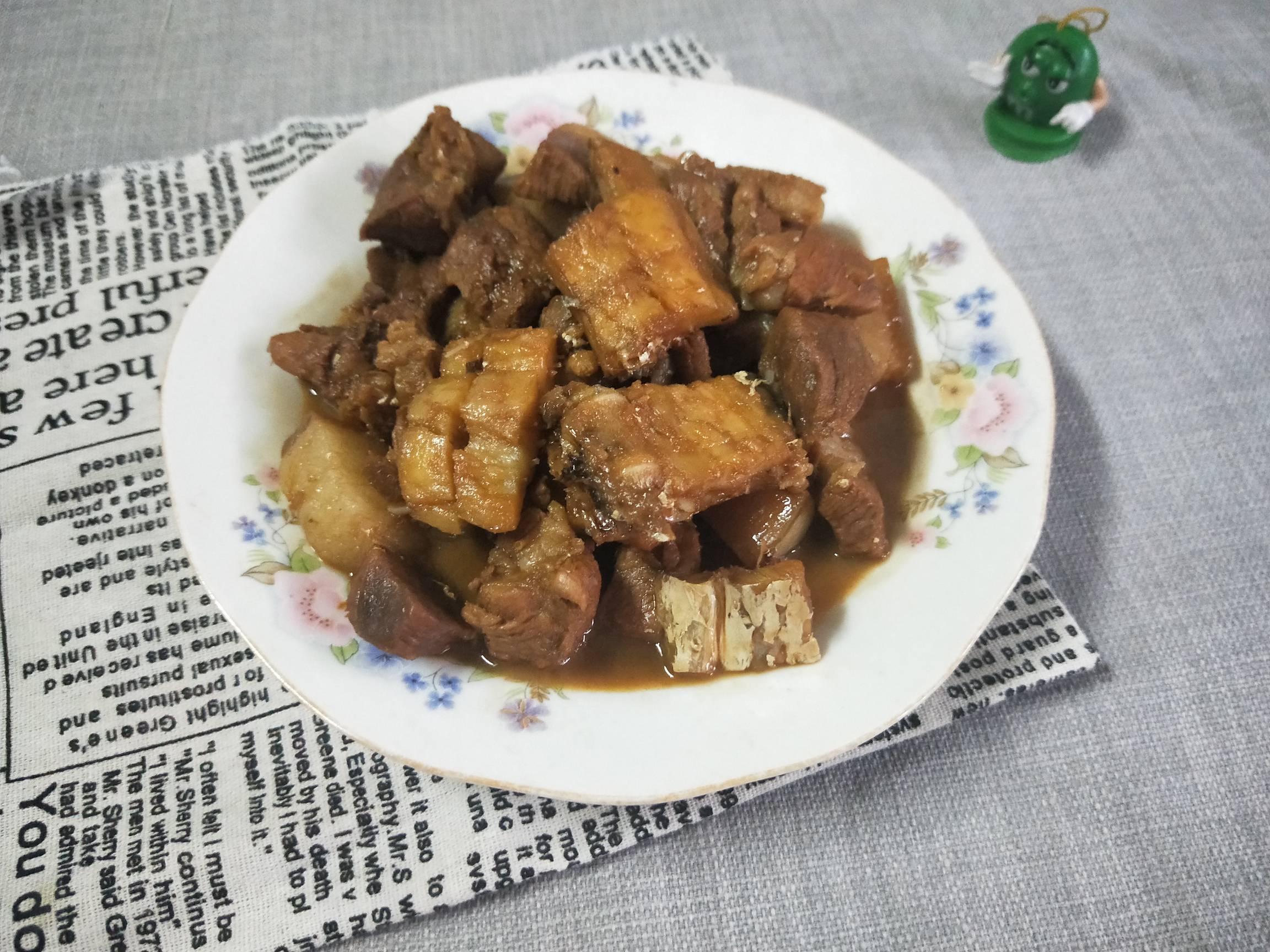 鰻魚干燒肉的做法-咸鮮味煮菜譜-易網(wǎng)健康養(yǎng)生網(wǎng) 鰻魚干燒肉的做法-咸鮮味煮菜譜