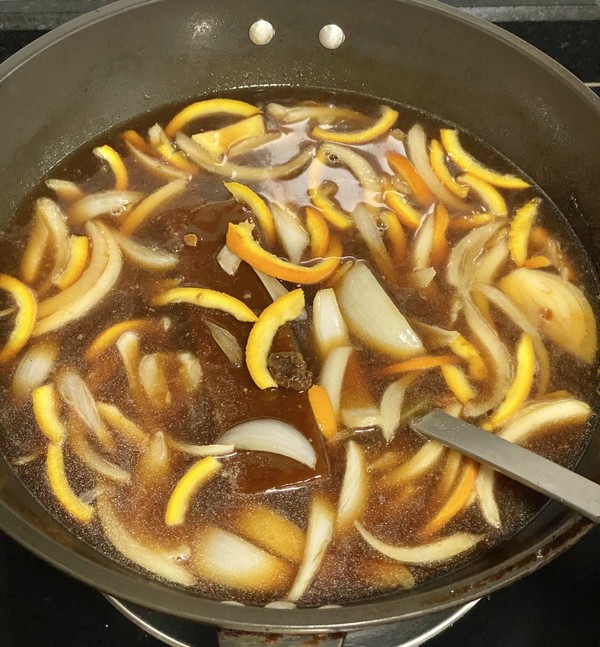 荔枝燜牛腩，好吃到扶墻走，香味繞梁三日的做法-醬香味燉菜譜