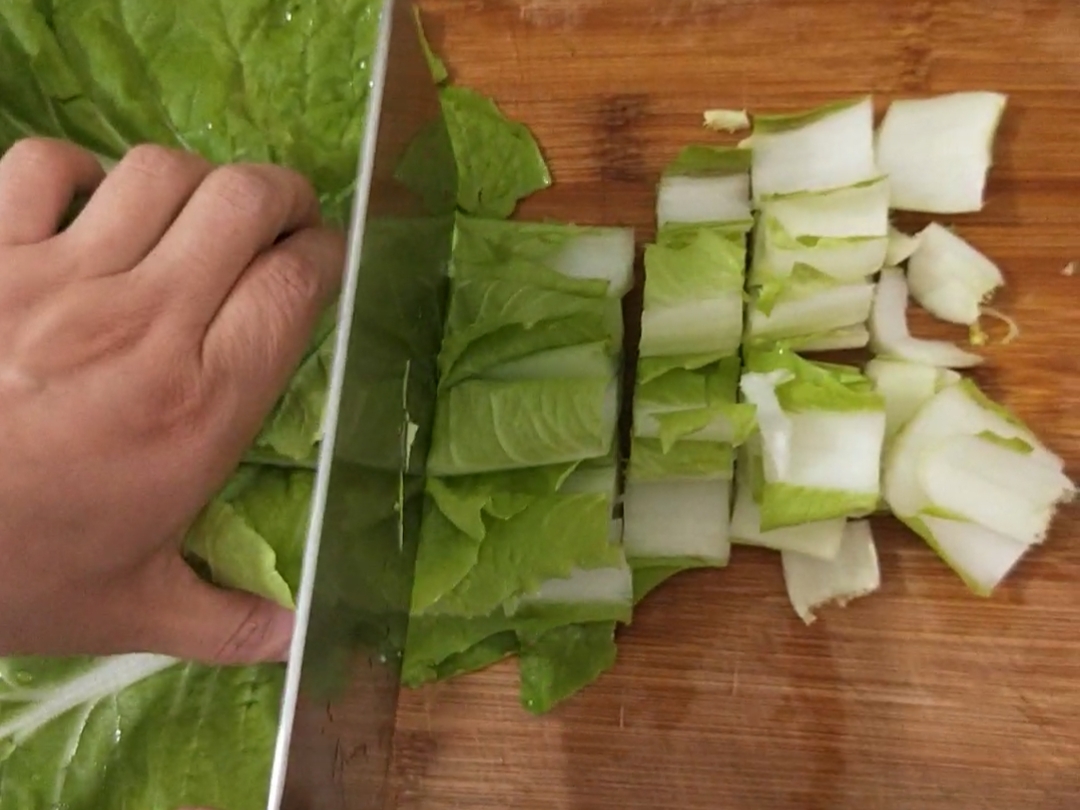 辣炒杭白菜的做法-咸鮮味炒菜譜