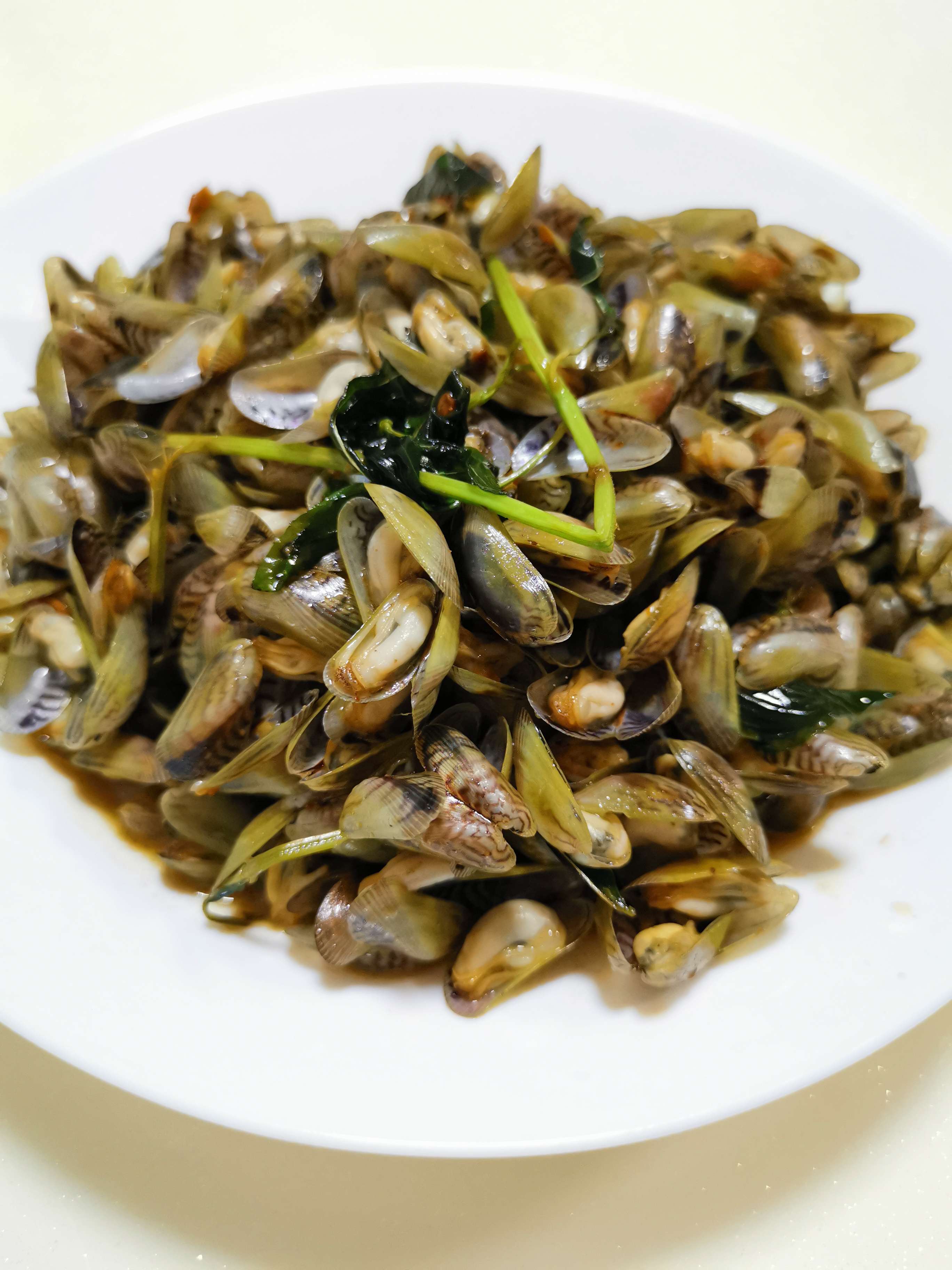 炒薄殼的做法-咸鮮味炒菜譜-易網健康養生網 炒薄殼的做法-咸鮮味炒菜譜