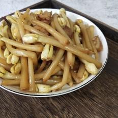 五花肉炒花生芽的作法-家常味炒菜譜