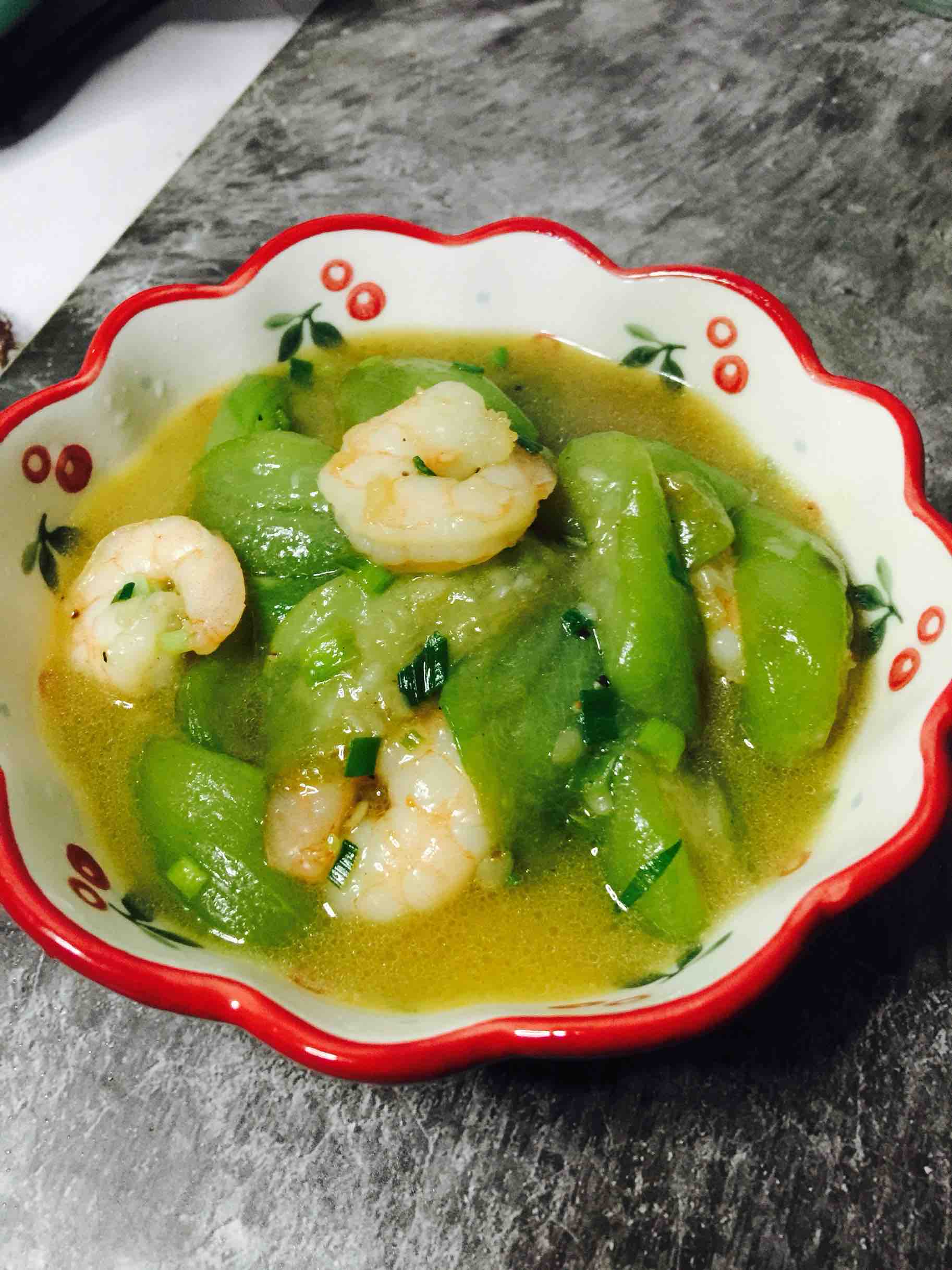 絲瓜蝦仁的做法-家常味煮菜譜-易網健康養生網 絲瓜蝦仁的做法-家常味煮菜譜