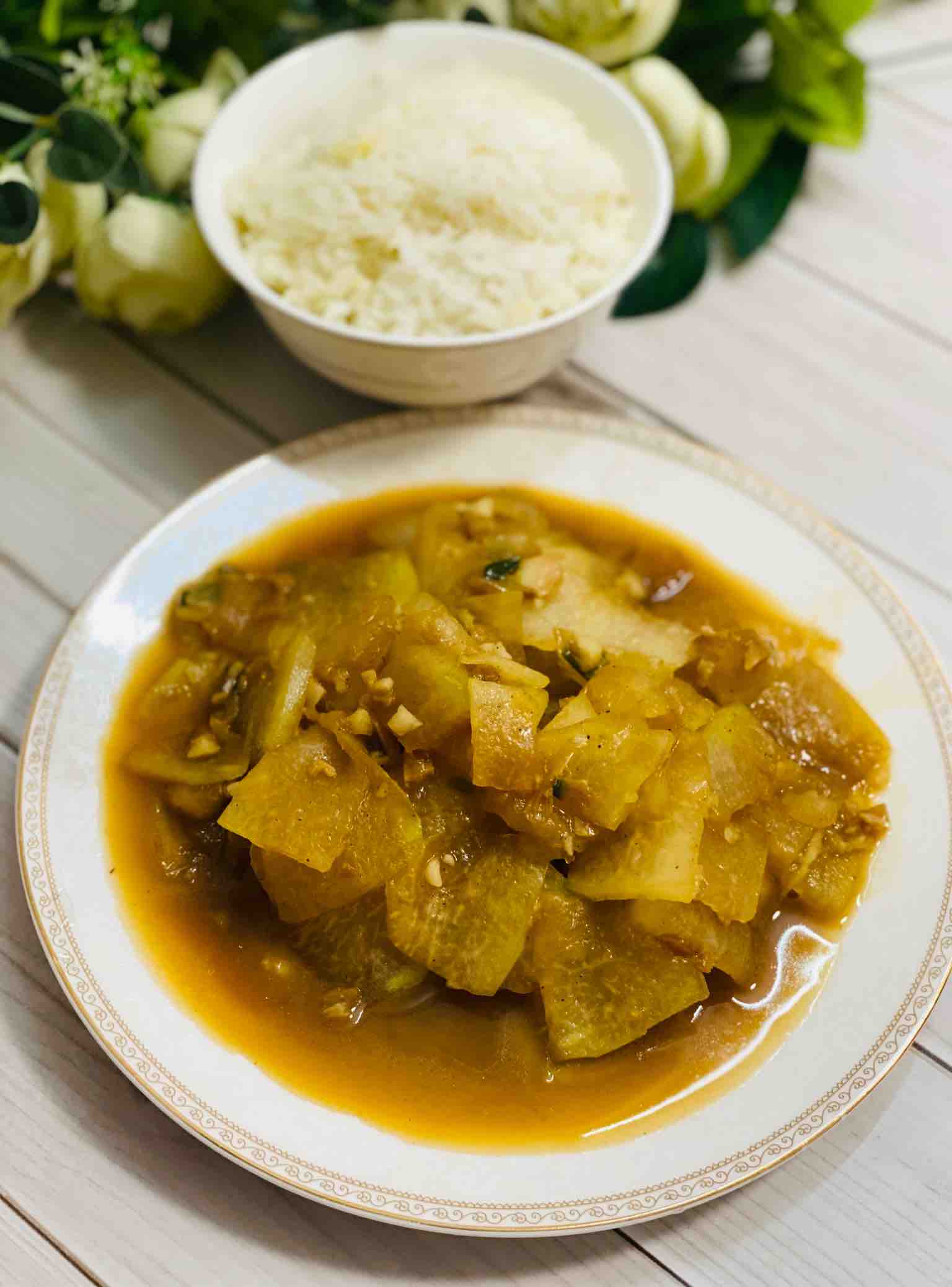 醬燜冬瓜好下飯的做法-咸鮮味炒菜譜-易網健康養生網 醬燜冬瓜好下飯的做法-咸鮮味炒菜譜