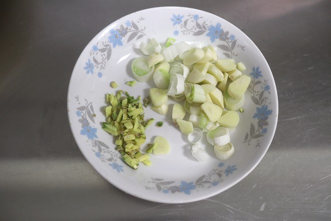 香辣花蛤粉絲煲的做法-咸鮮味煲菜譜