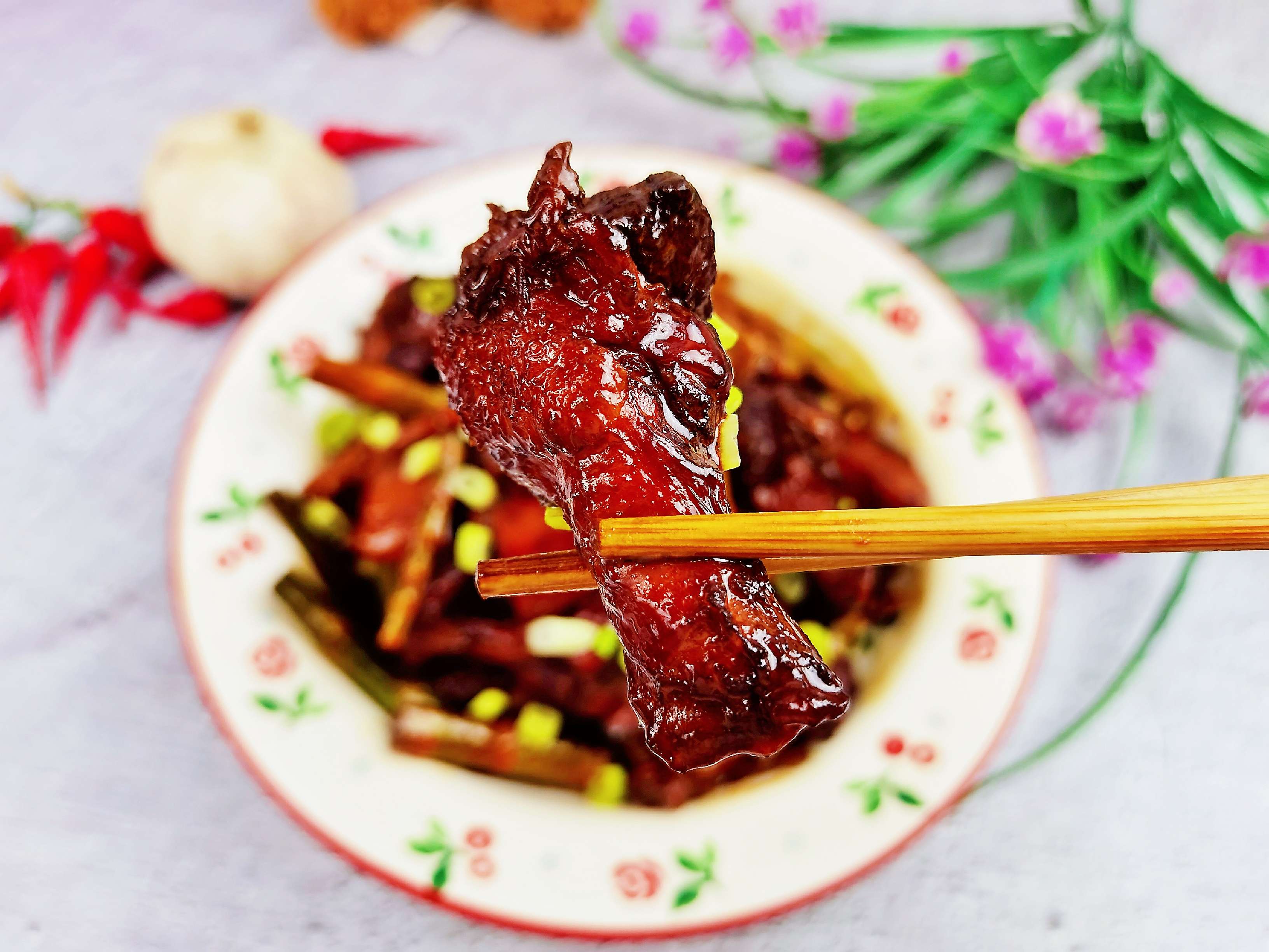 雞腿的花式做法-雞腿燜野筍，配菜豐富，營養美味，孩子超愛吃的做法-家常味燜菜譜