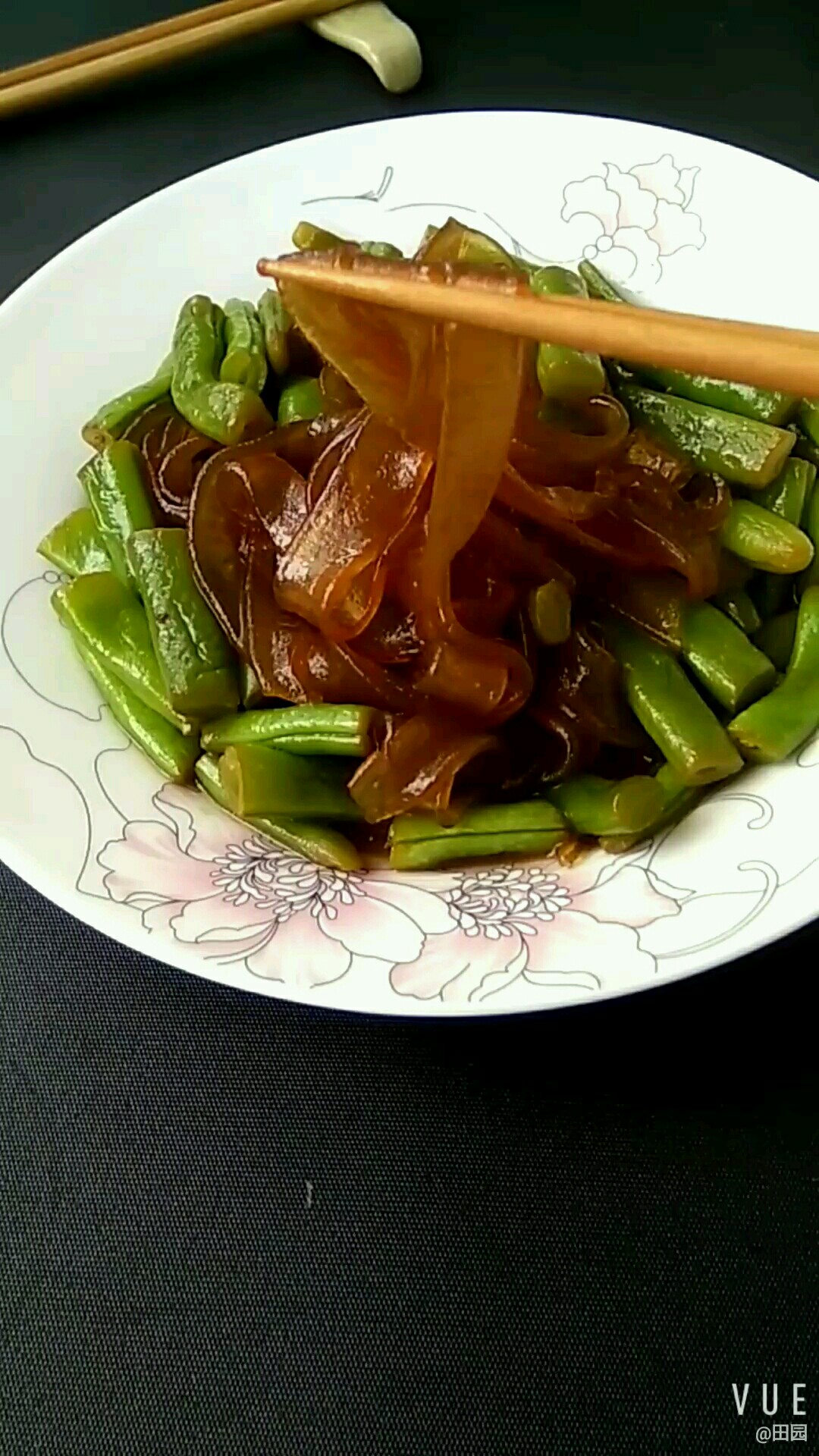 豆角燒寬粉的做法-家常味燒菜譜-易網健康養生網 豆角燒寬粉的做法-家常味燒菜譜
