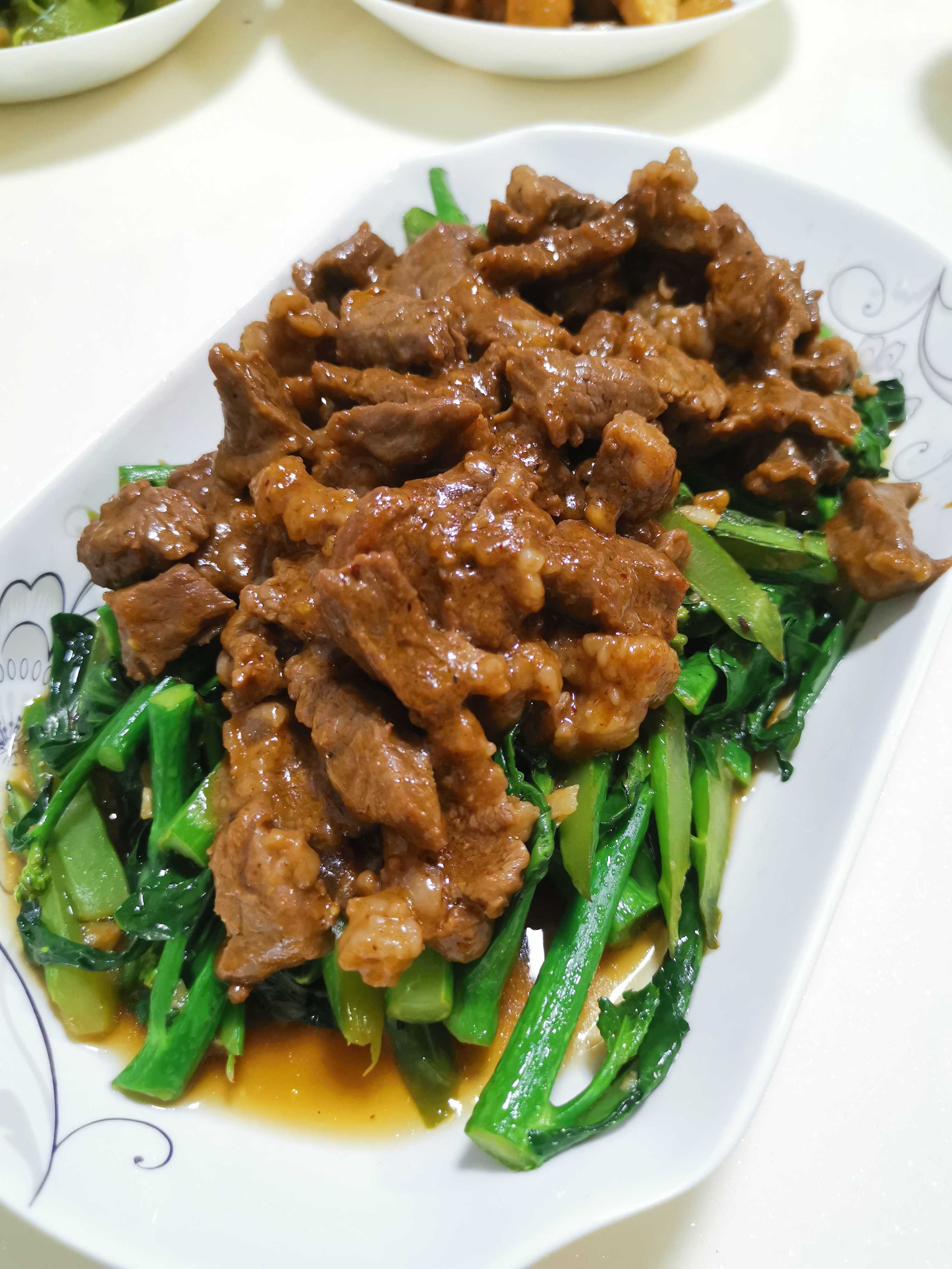 沙茶牛肉芥蘭的做法-醬香味炒菜譜-易網健康養生網 沙茶牛肉芥蘭的做法-醬香味炒菜譜