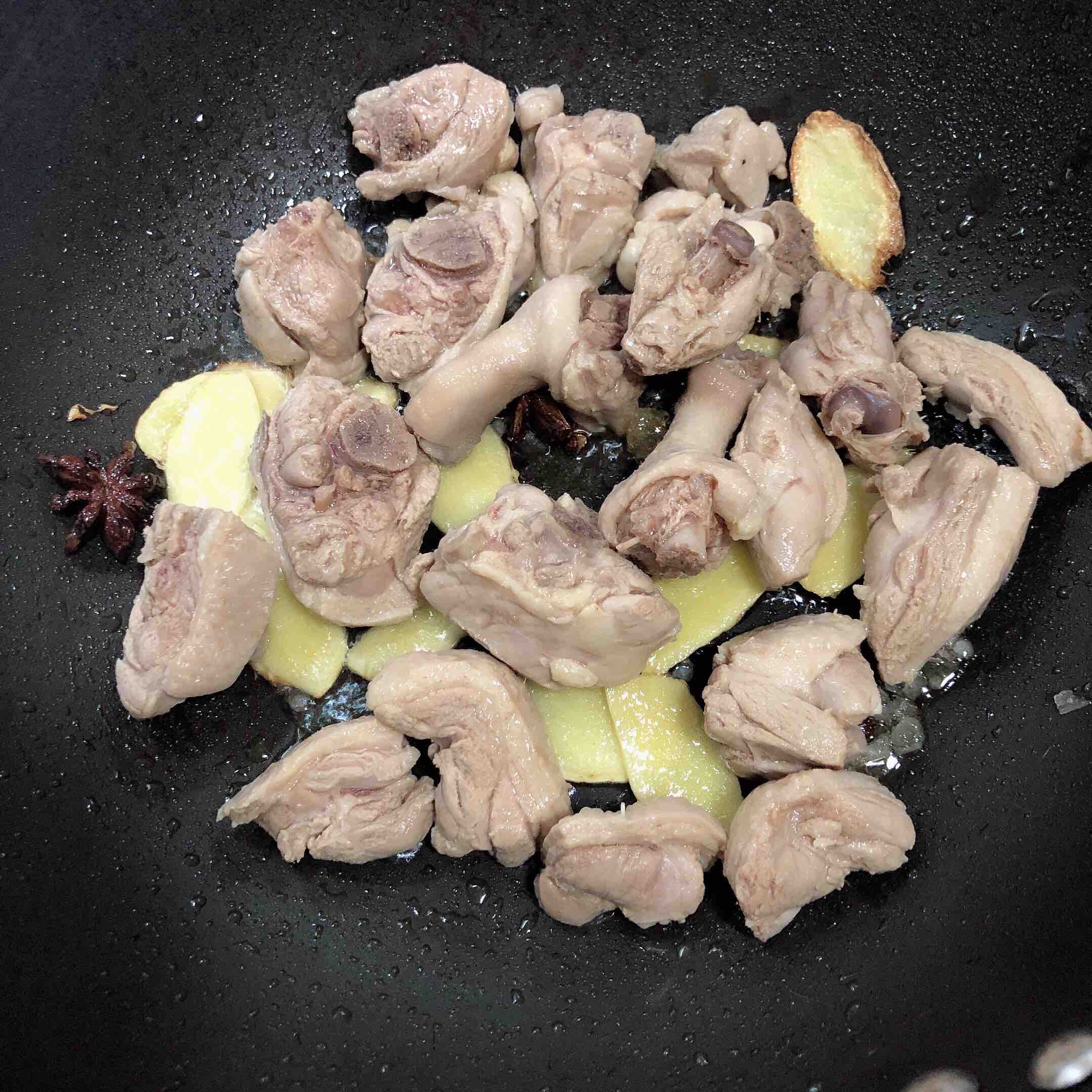 養生姜母鴨（祛暑濕肺燥、氣血雙補）的做法-咸鮮味燉菜譜